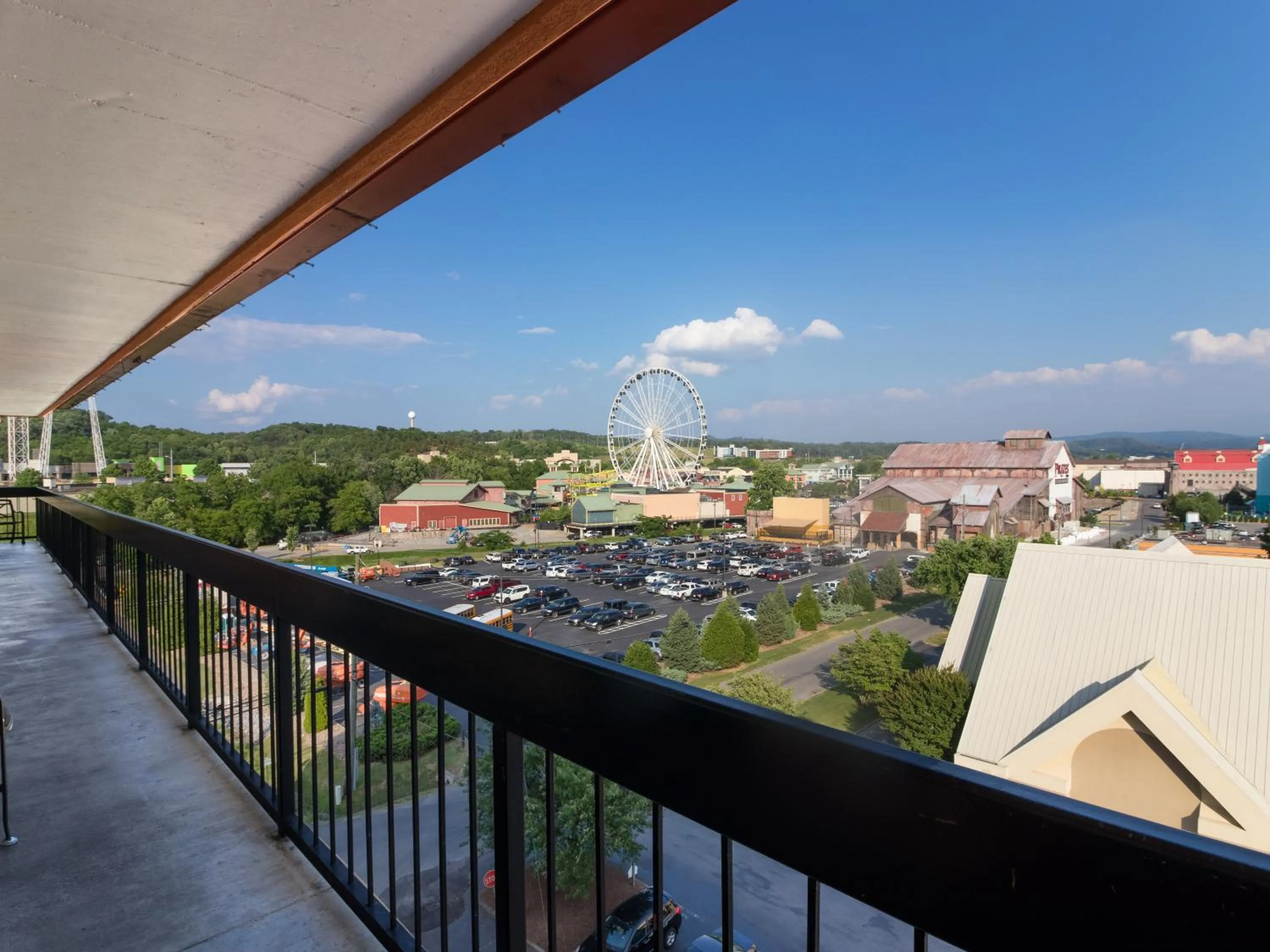 City view in Mountain Vista Inn & Suites - Walking Distance to the Island