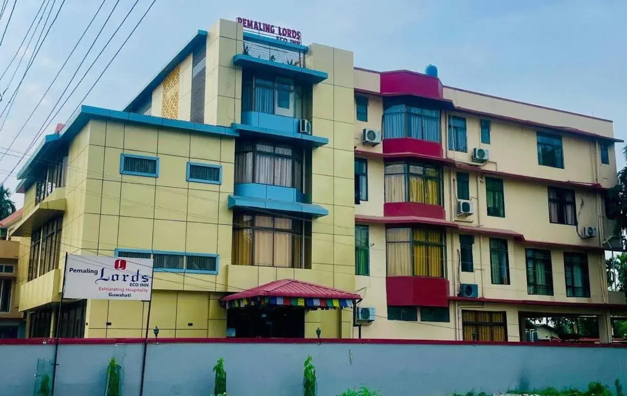 Property building in Pemaling Lords Eco Inn Guwahati Property building in Pemaling Lords Eco Inn Guwahati