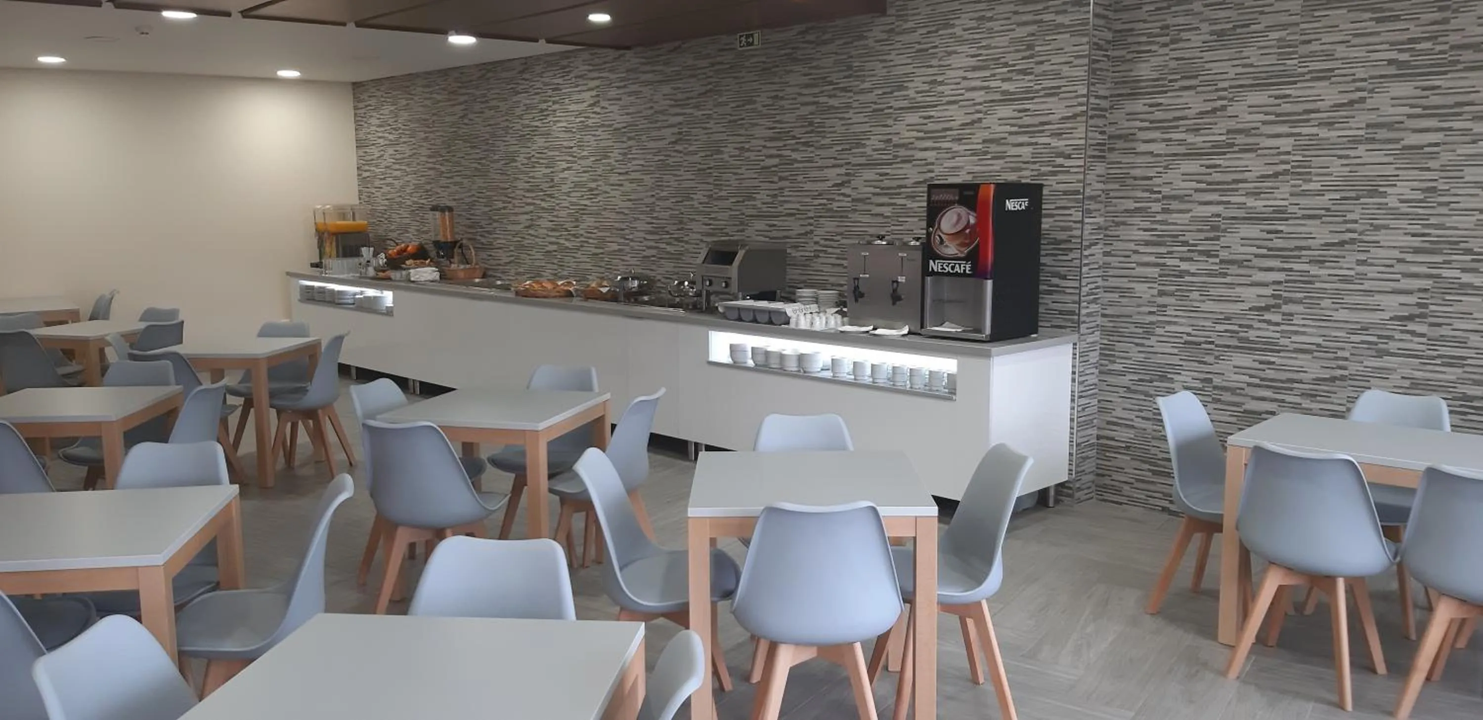 Restaurant/places to eat in Hotel Santa Maria