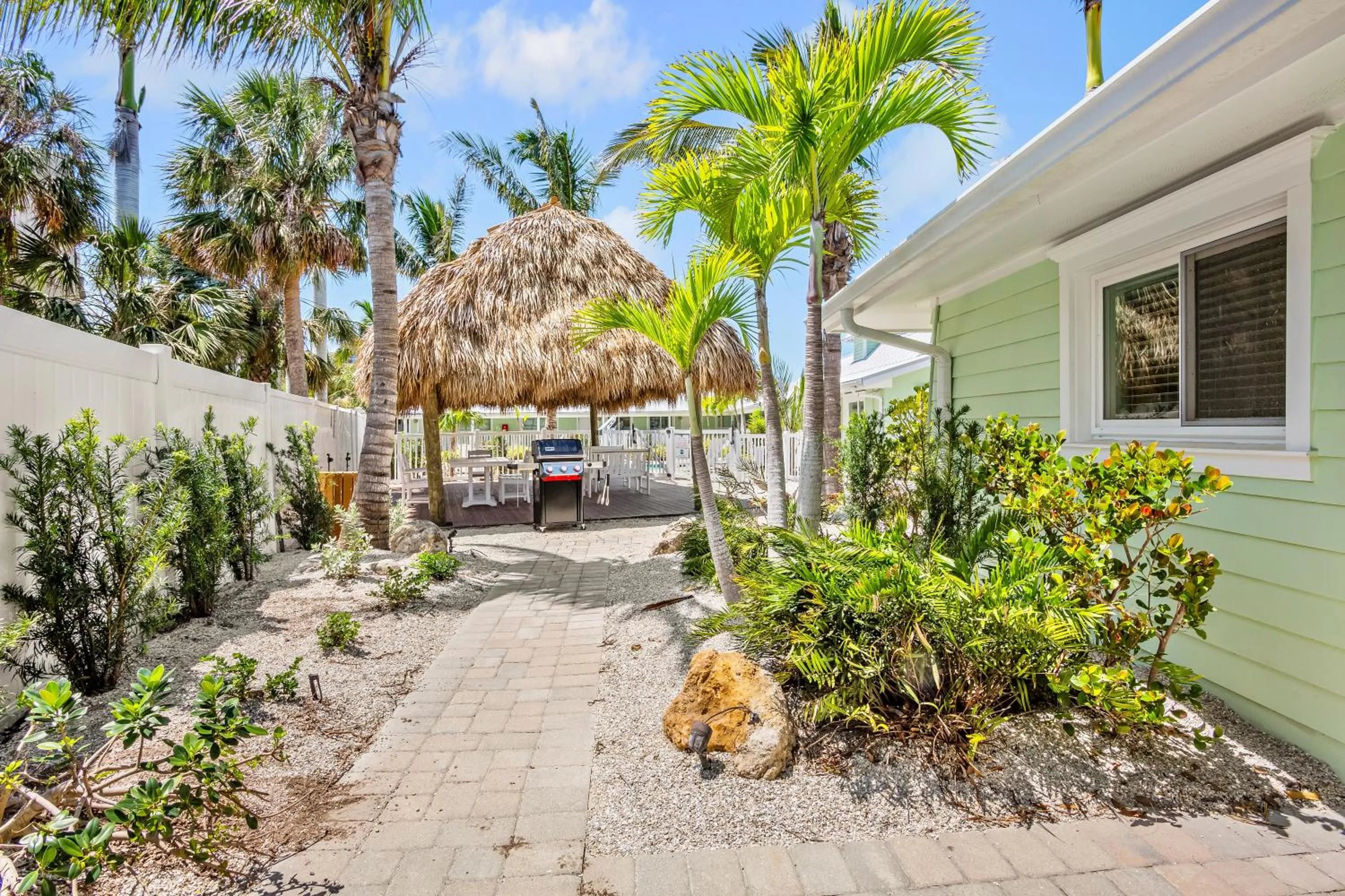 Tropical Breeze Resort