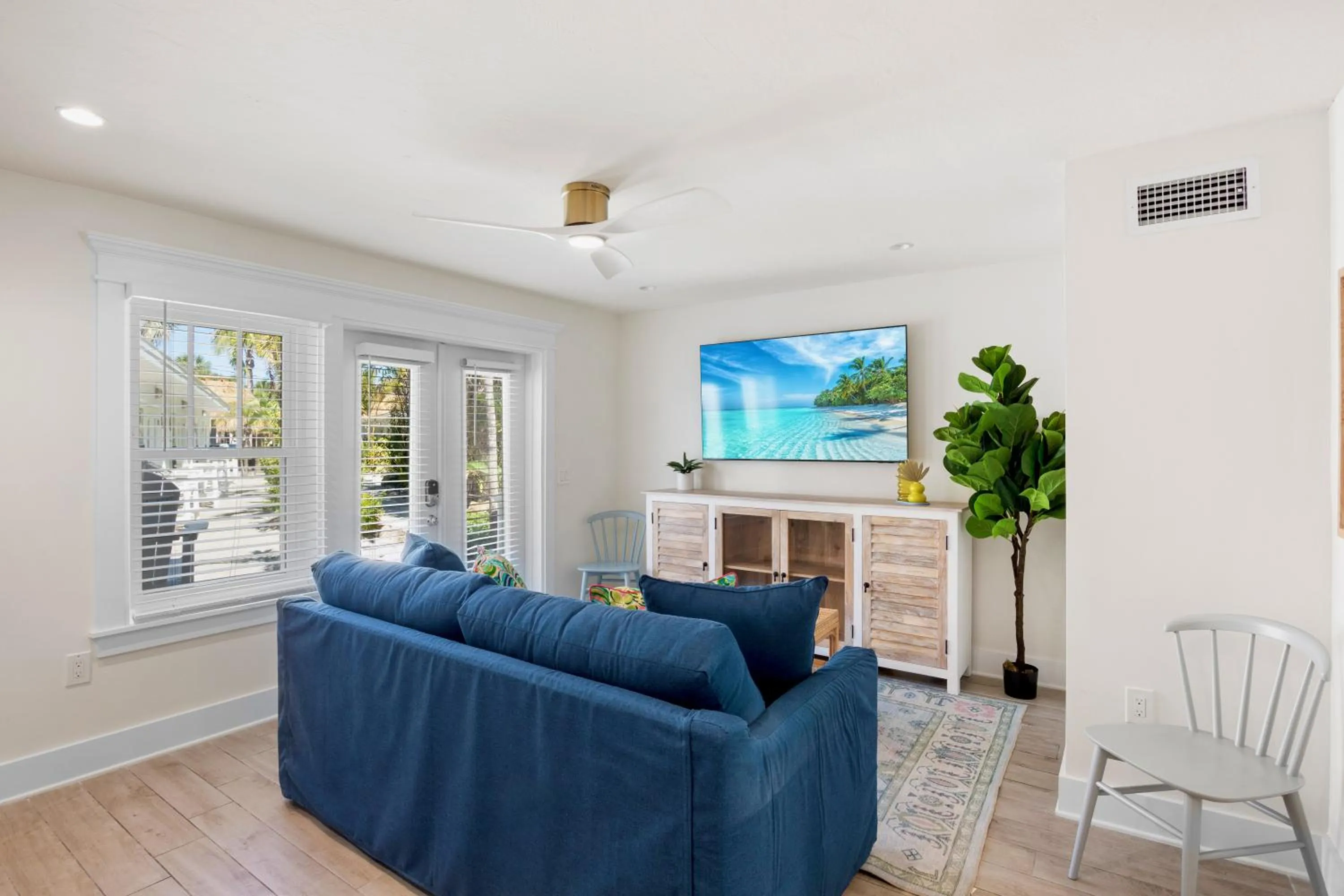 Tropical Breeze Resort