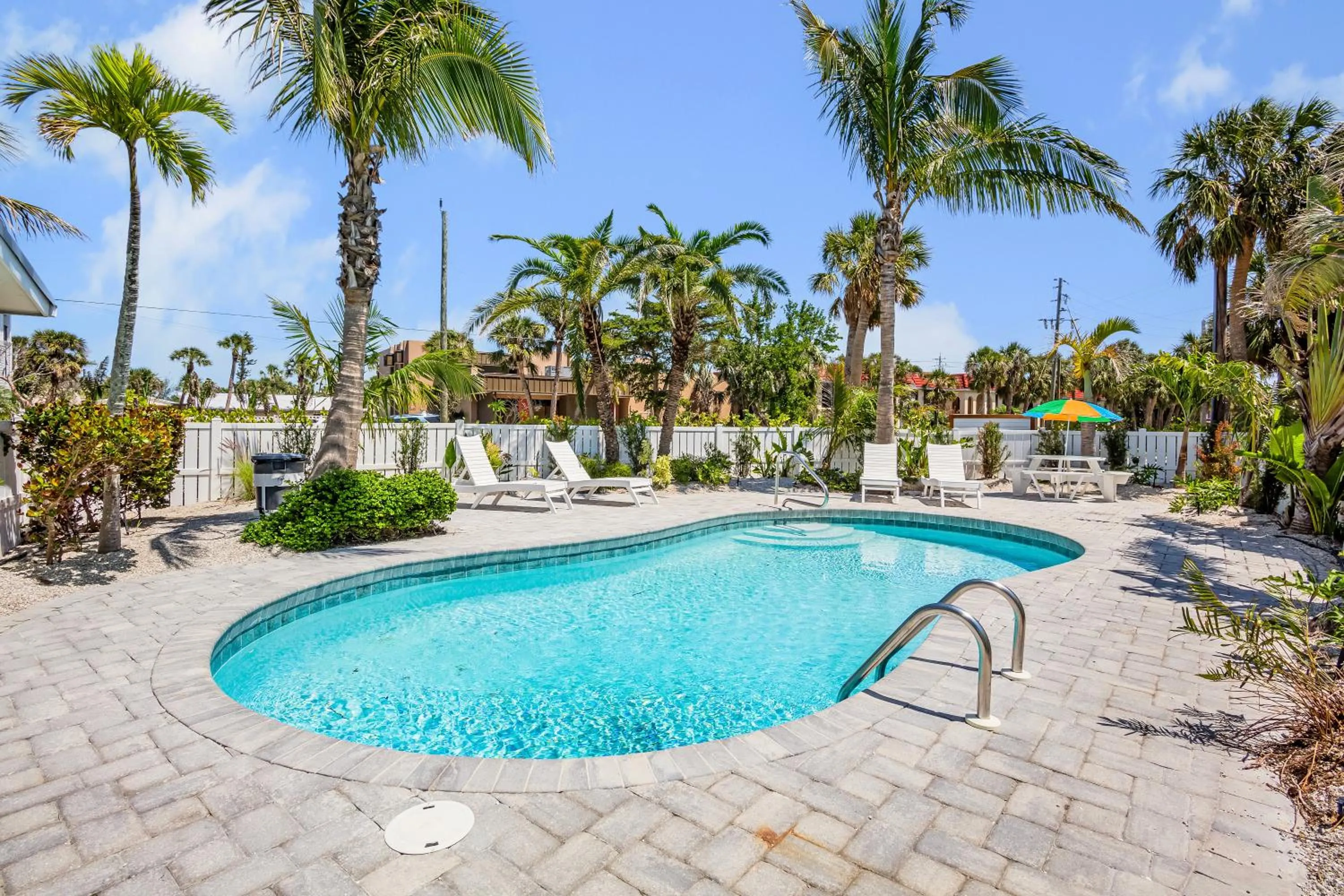 Tropical Breeze Resort