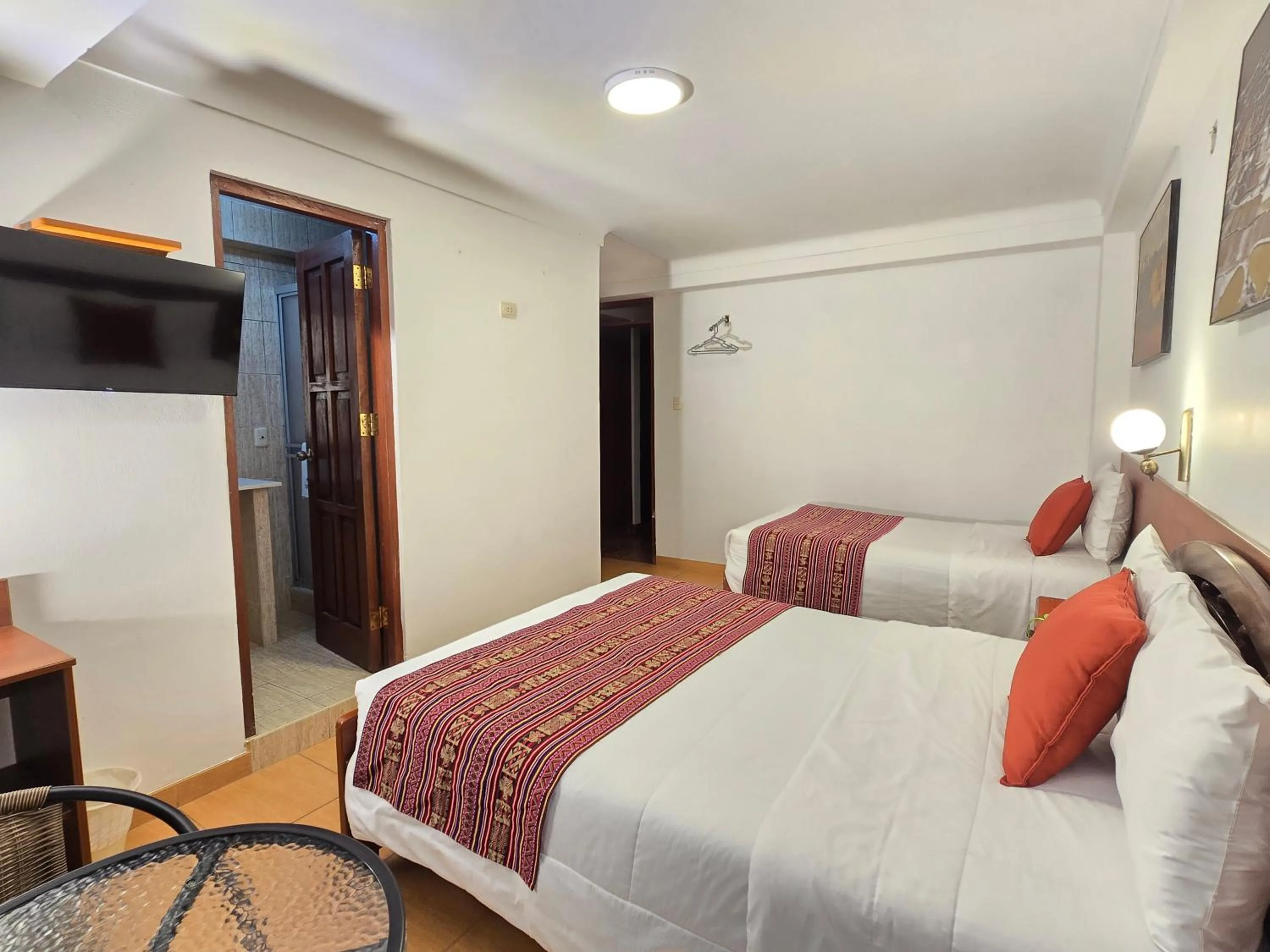 Bed in Viandina Machupicchu