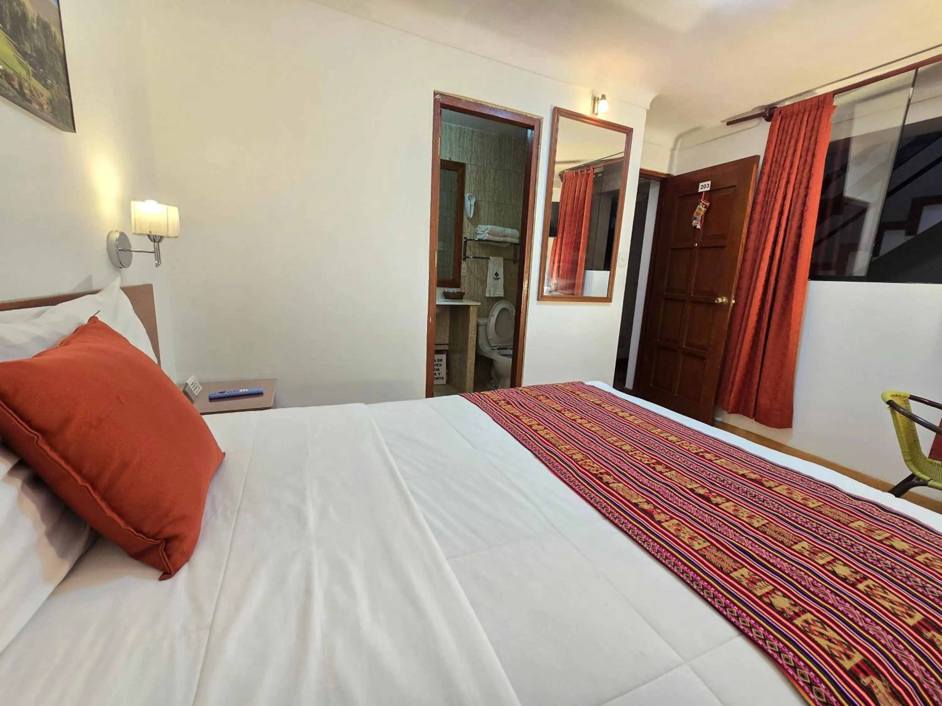 Bed in Viandina Machupicchu