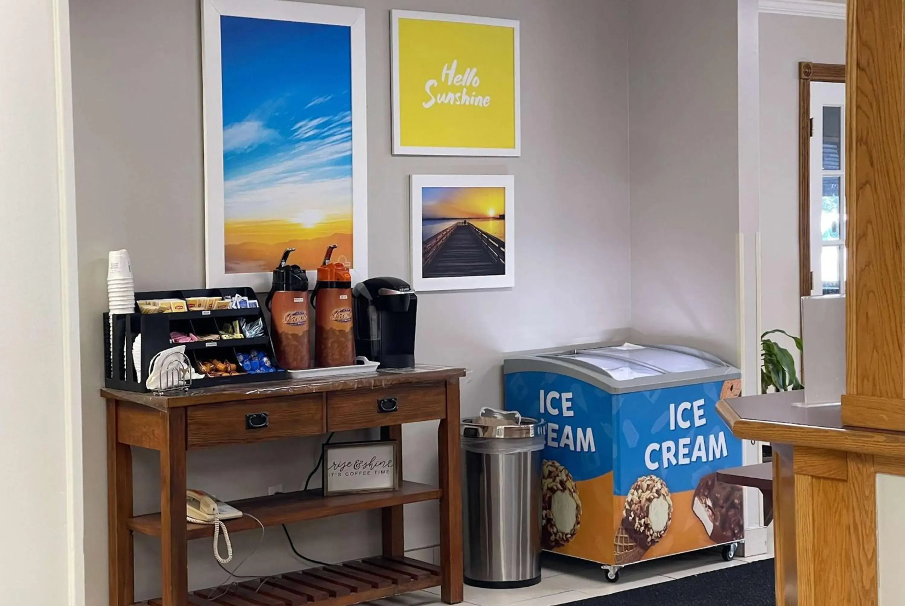 Lobby or reception in Days Inn by Wyndham Imlay City Lobby or reception in Days Inn by Wyndham Imlay City