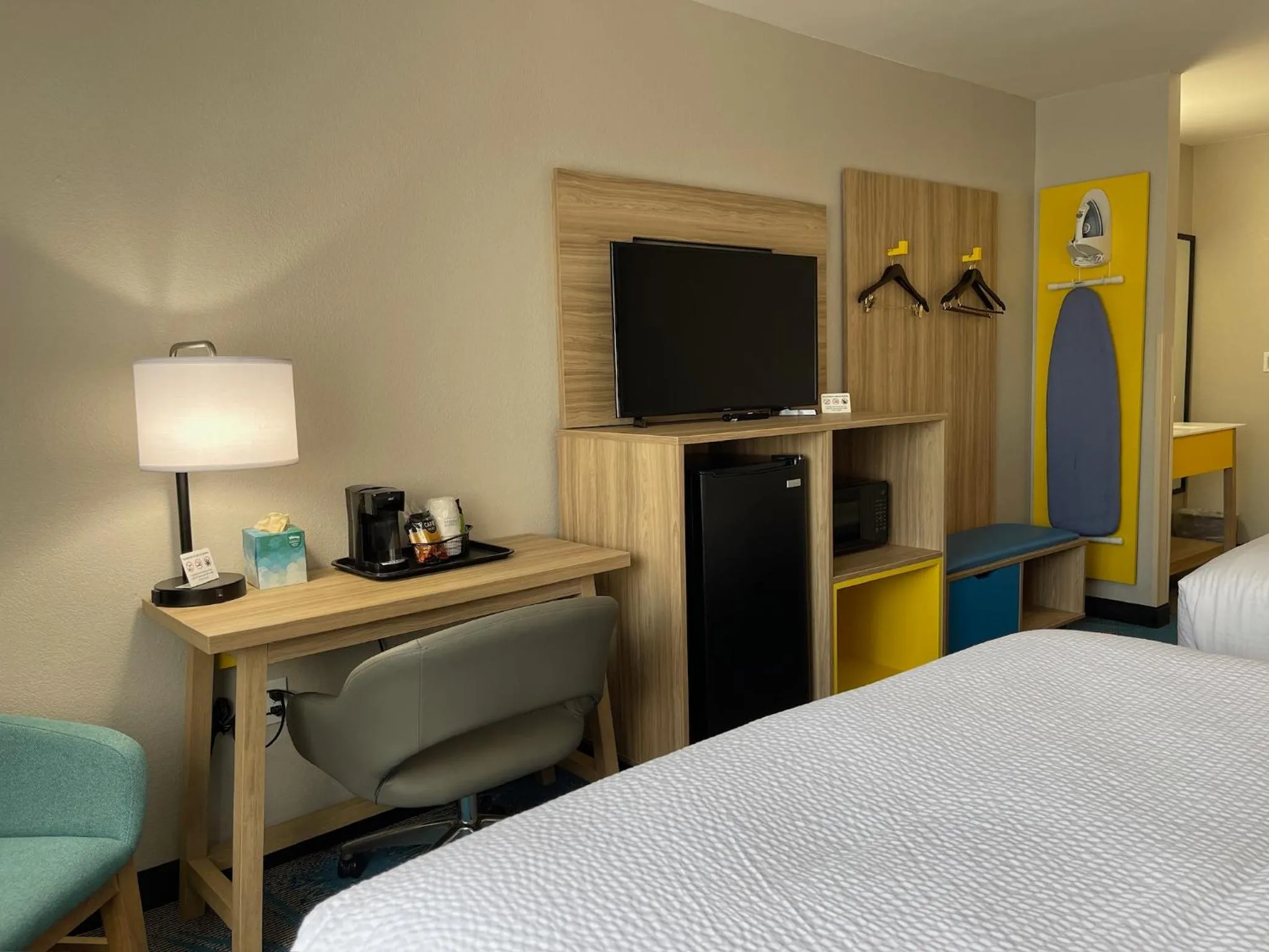 Bedroom, Bed in Days Inn by Wyndham Imlay City