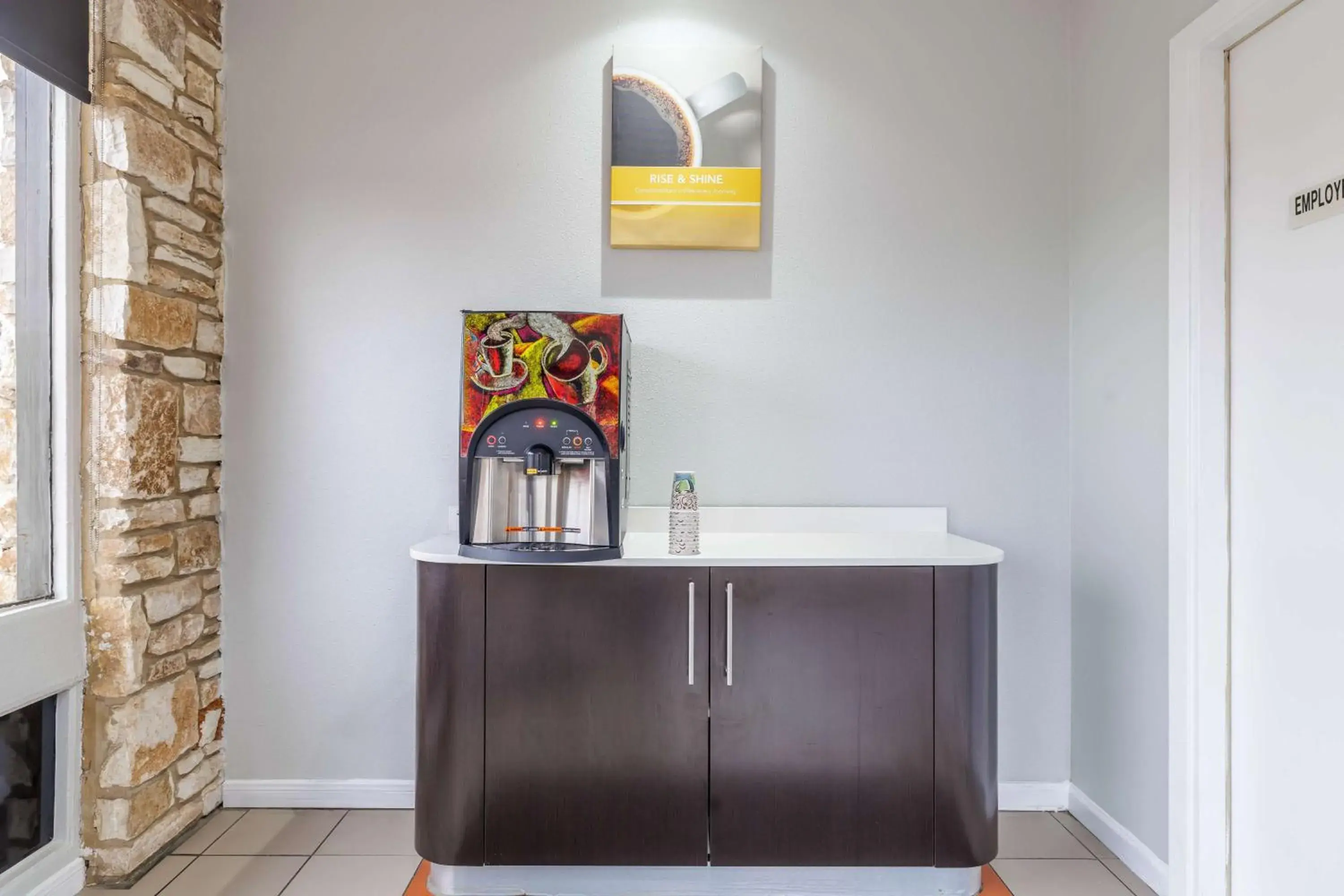 Restaurant/places to eat in Motel 6 Boerne TX Restaurant/places to eat in Motel 6 Boerne TX