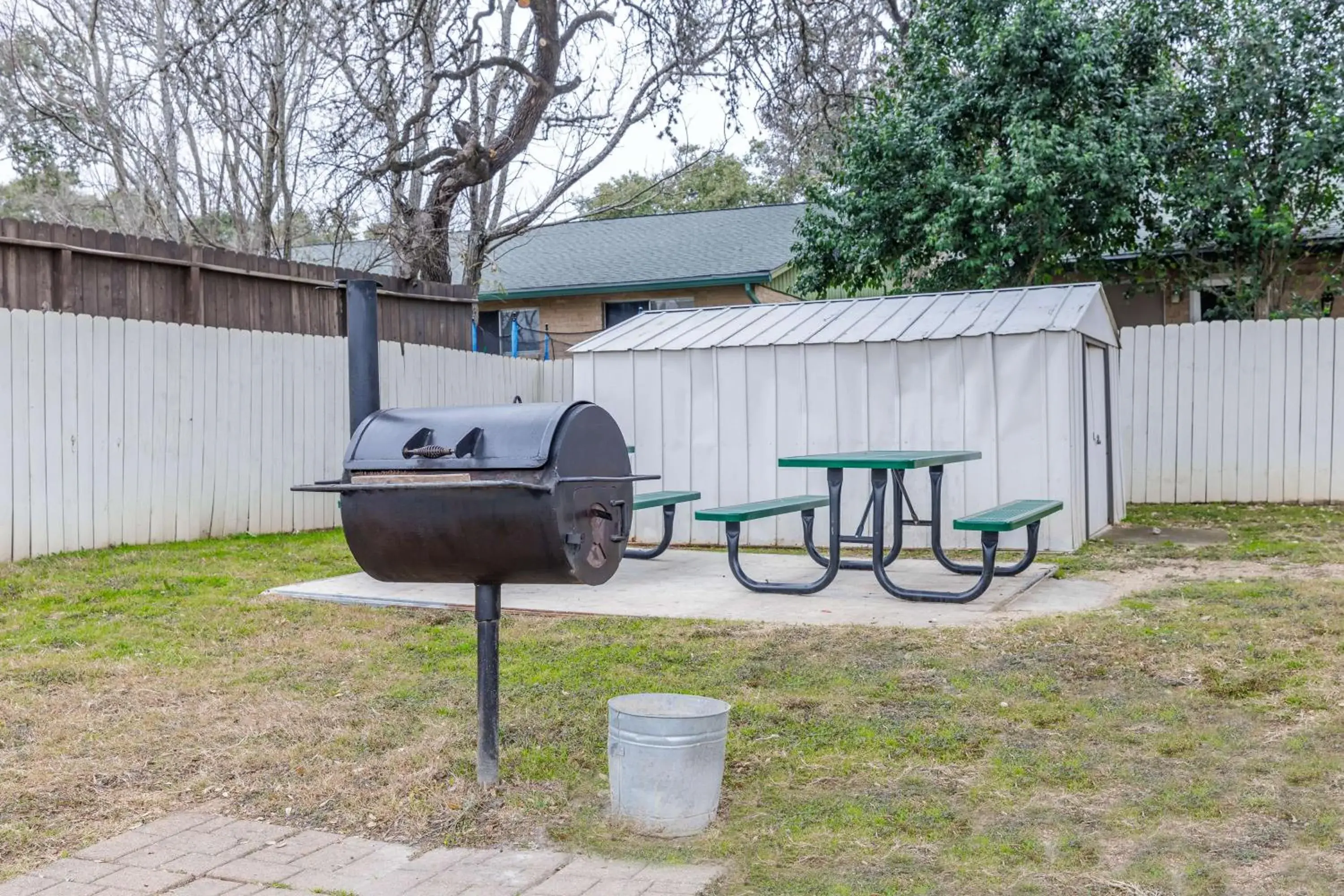 Property building in Motel 6 Boerne TX Property building in Motel 6 Boerne TX