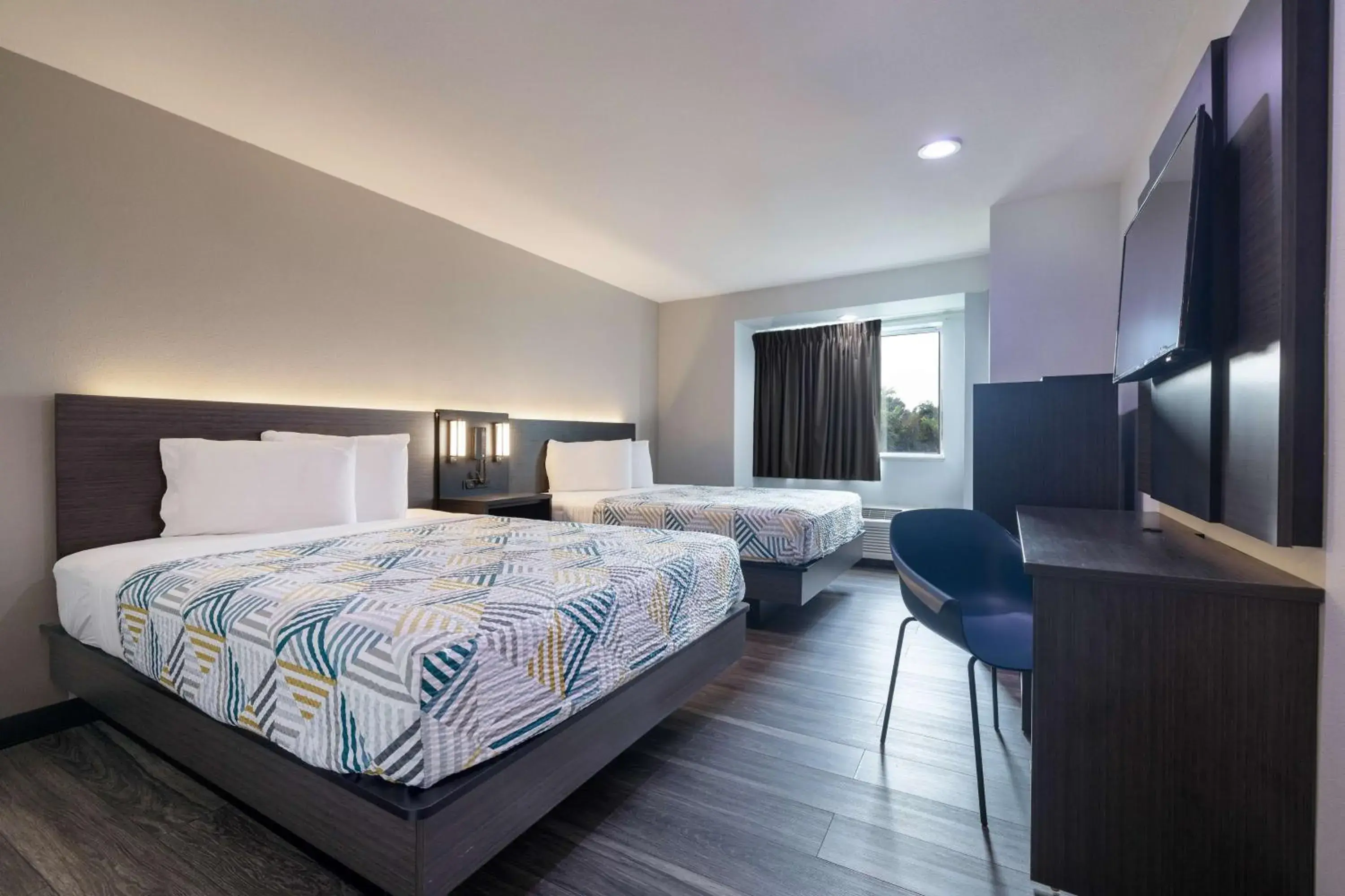 Bedroom, Bed in Motel 6-McAllen, TX - East Bedroom, Bed in Motel 6-McAllen, TX - East