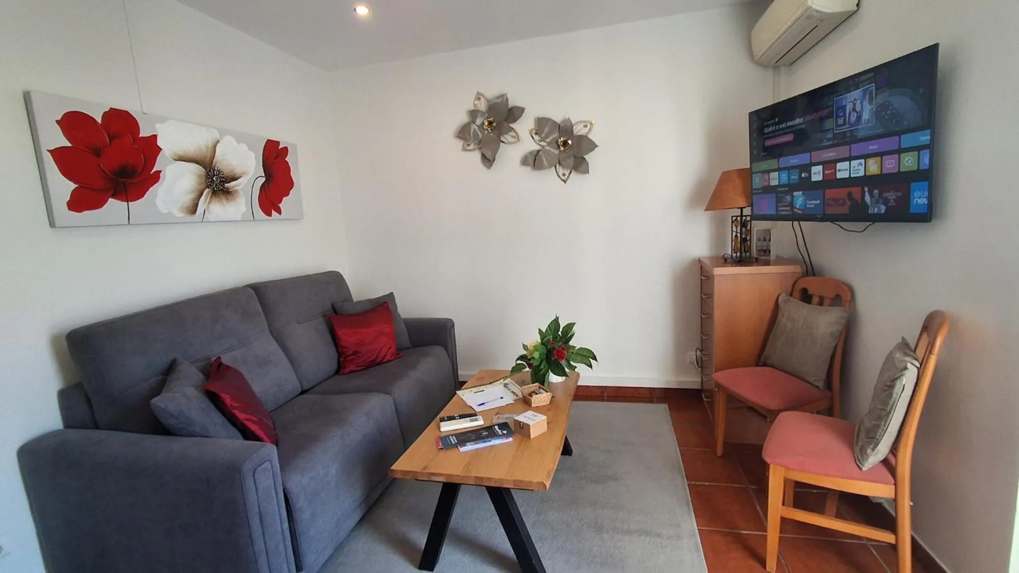 TV and multimedia in Casa Paula Apartments