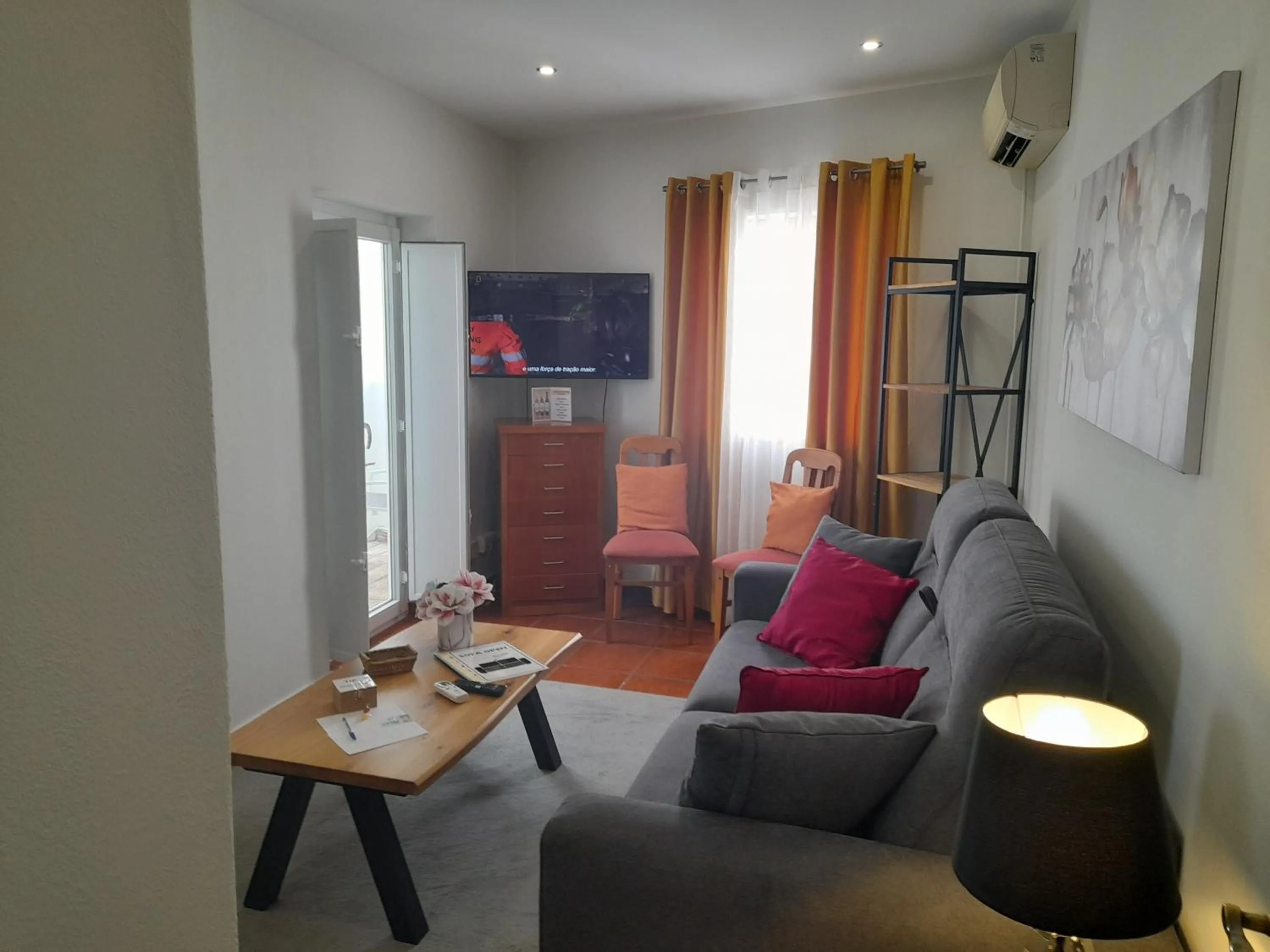 TV and multimedia in Casa Paula Apartments