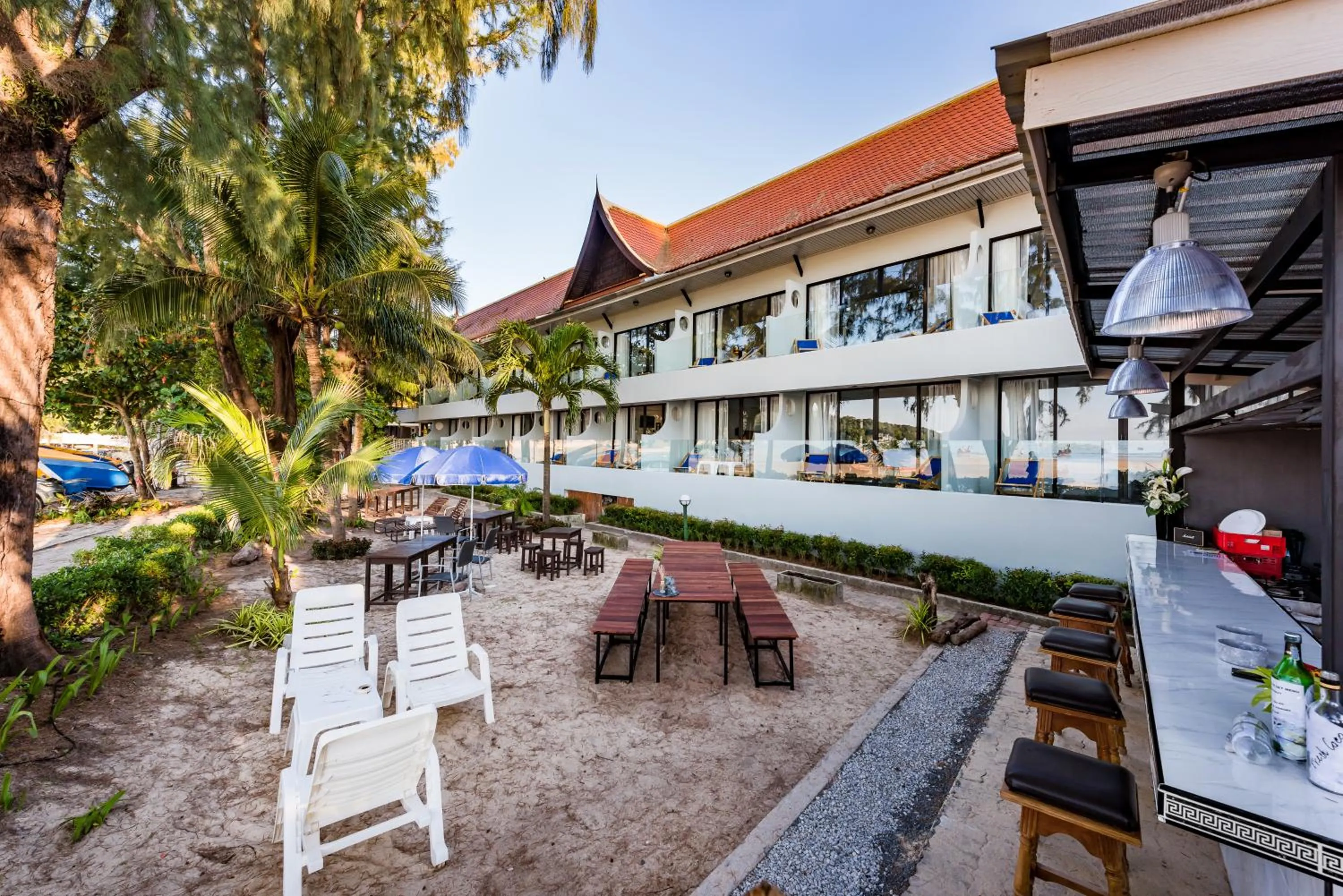 Lounge or bar in Thai Kamala Beach Front
