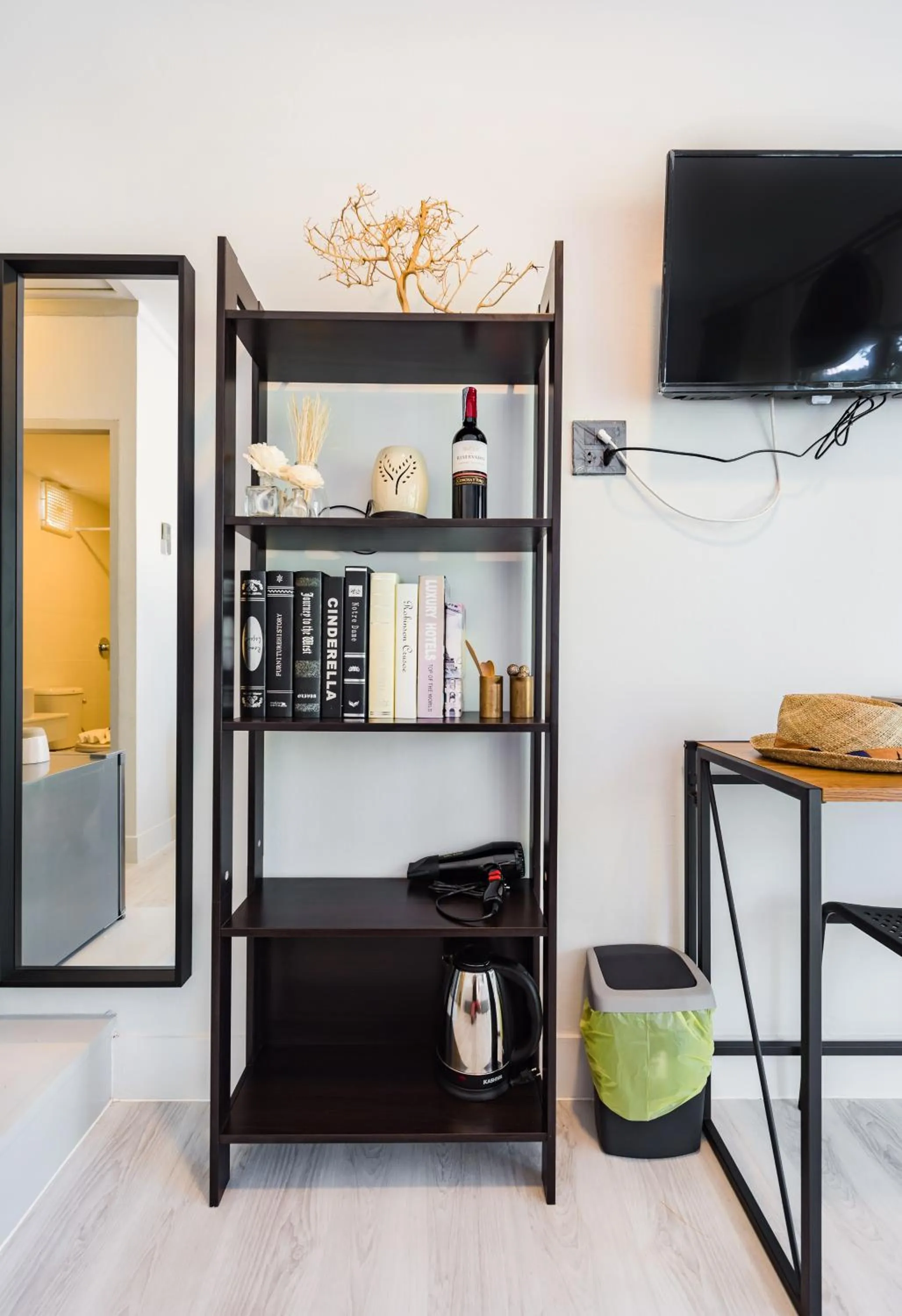 TV and multimedia in Thai Kamala Beach Front