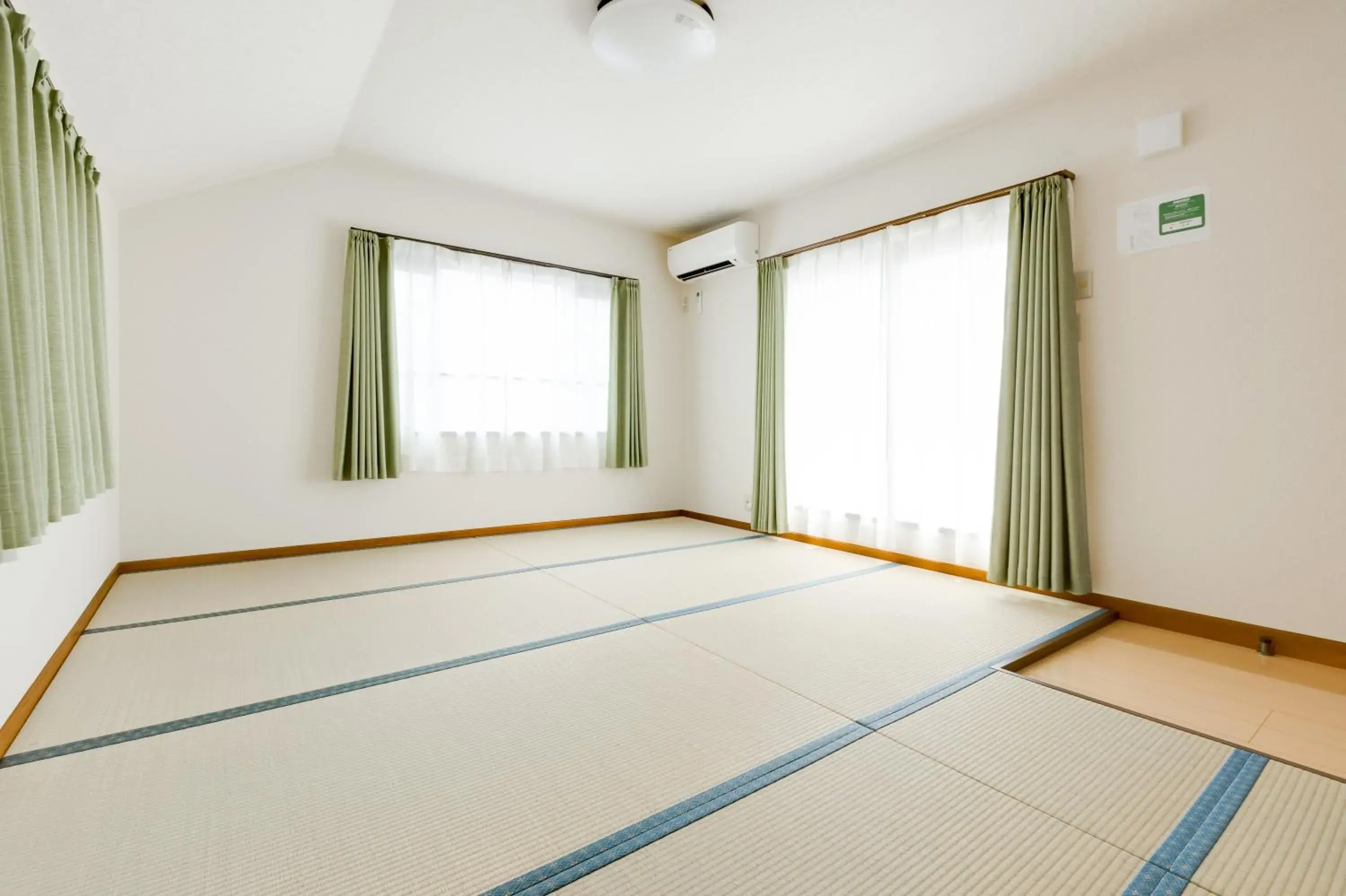 Bed in PLUS 9 Station INN Bed in PLUS 9 Station INN