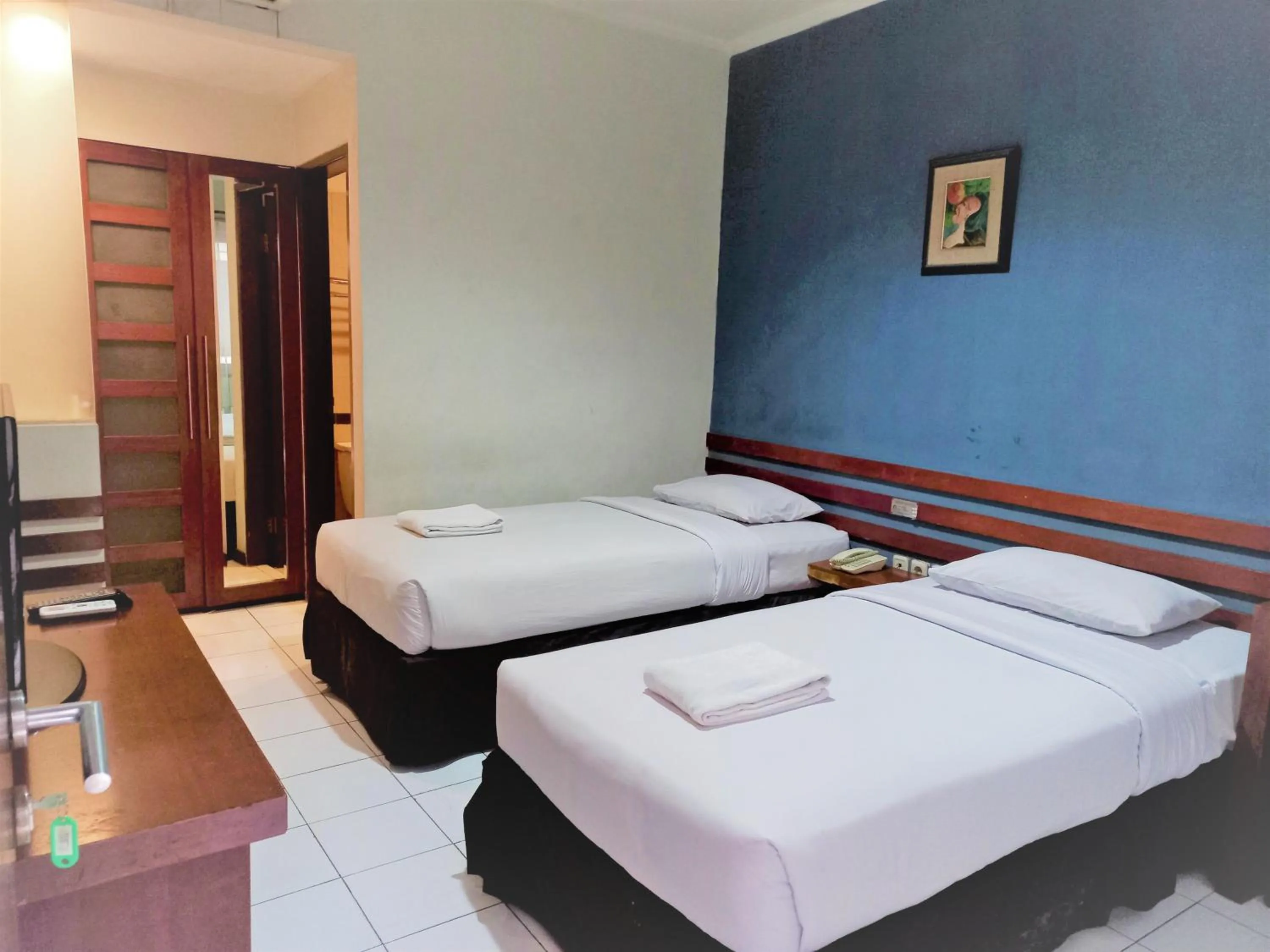 Bed in N Hotel Harmoni Jakarta