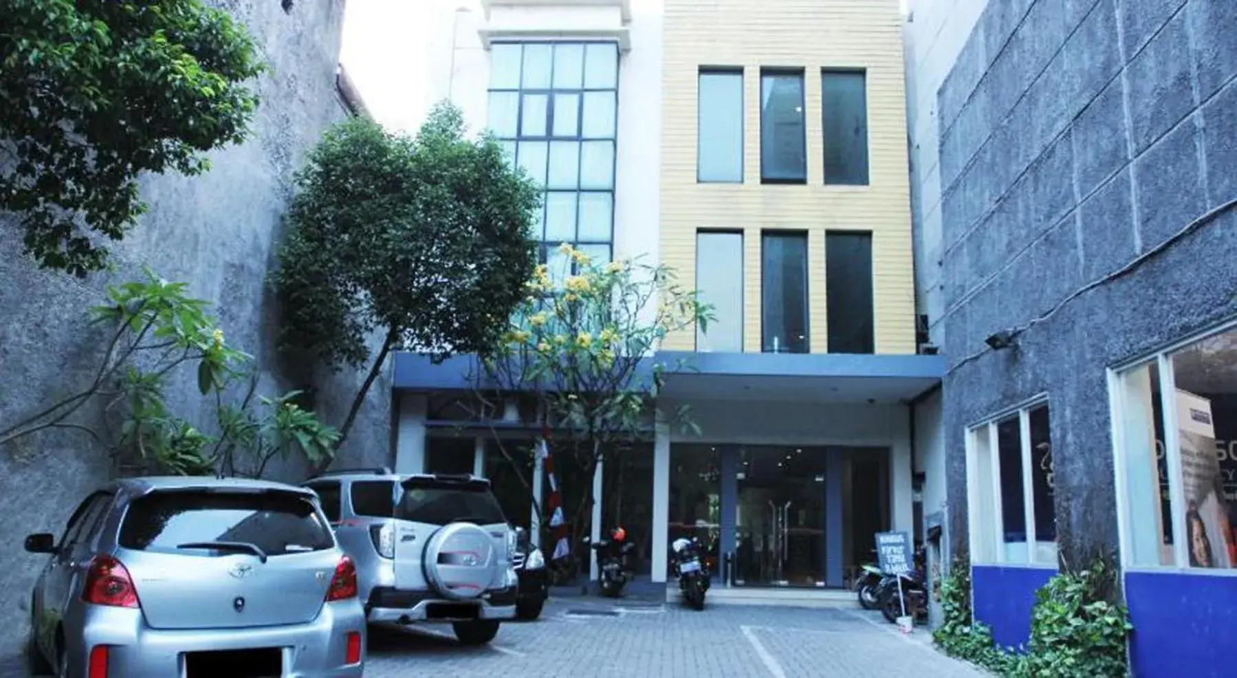 N Hotel Harmoni Jakarta N Hotel Harmoni Jakarta