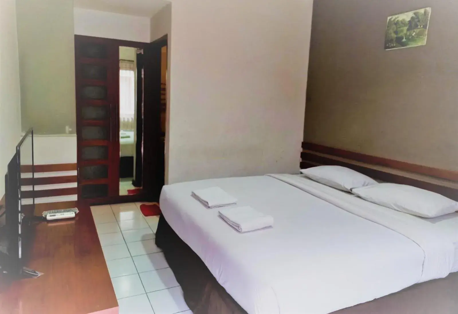 Superior Double Room in N Hotel Harmoni Jakarta Superior Double Room in N Hotel Harmoni Jakarta