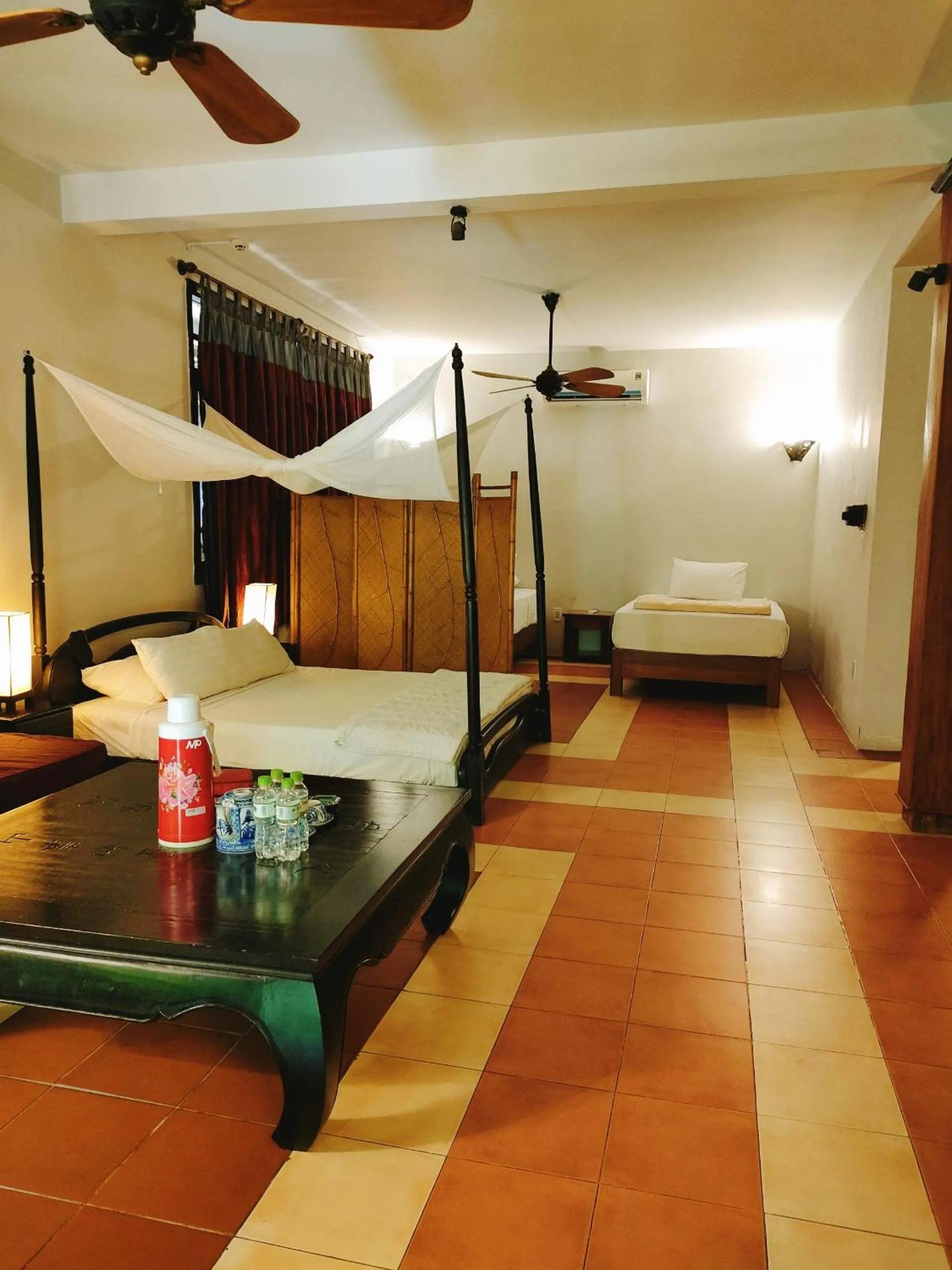 Bedroom, Bed in Full Moon Beach Resort