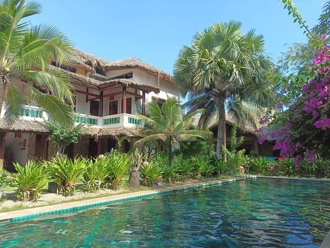 Pool view in Full Moon Beach Resort