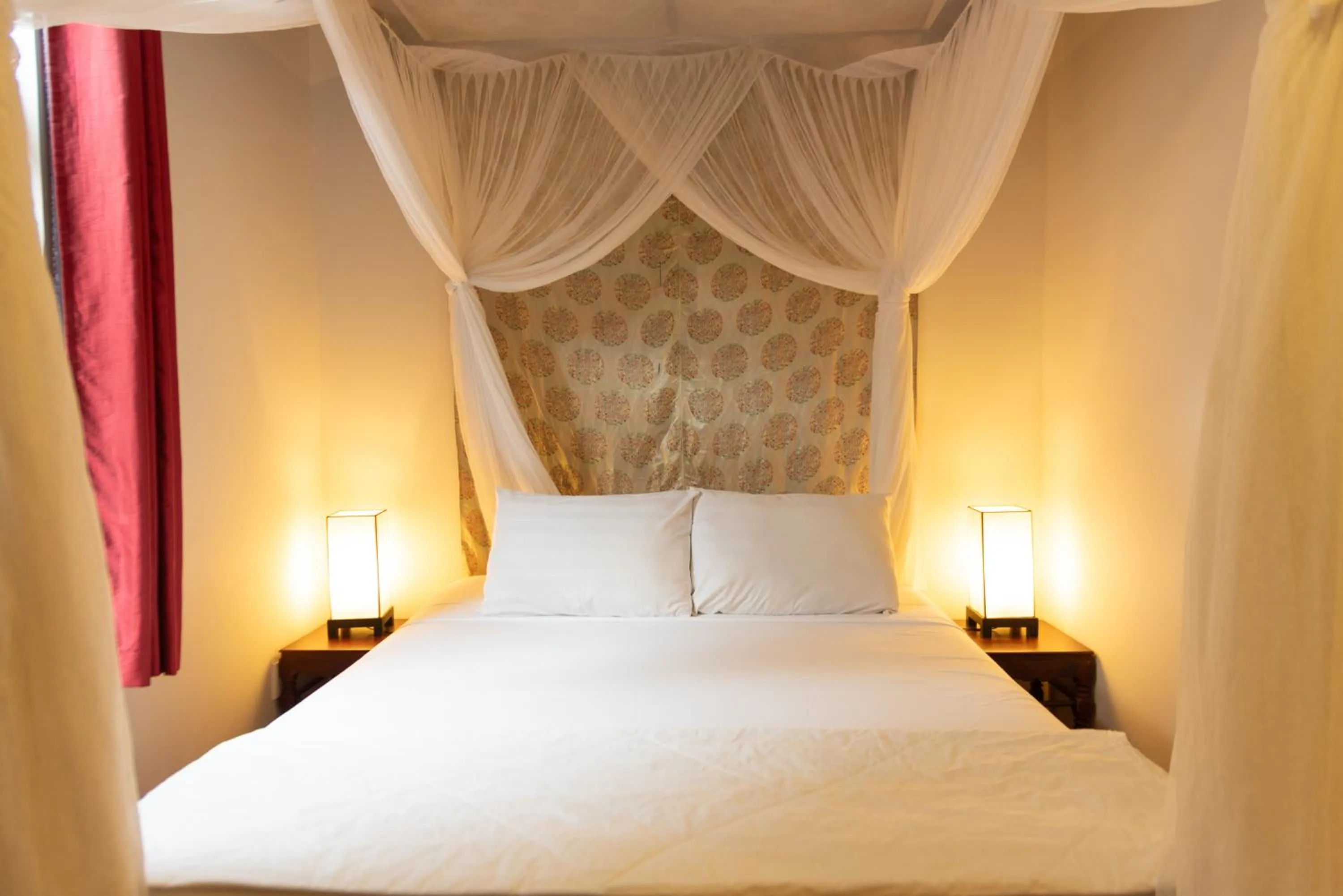 Bedroom, Bed in Full Moon Beach Resort