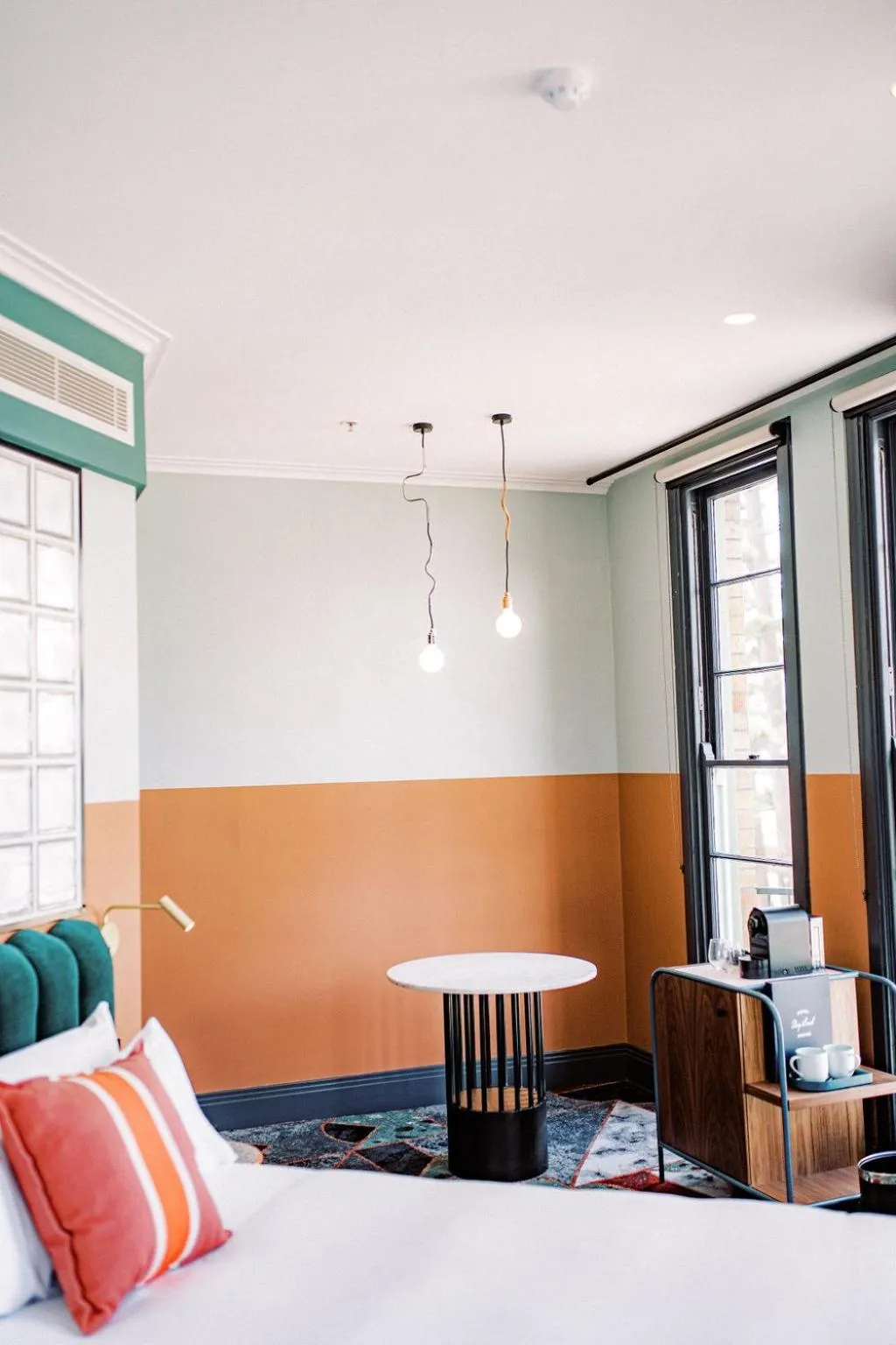 Living room, Bed in Stay at Hotel Steyne