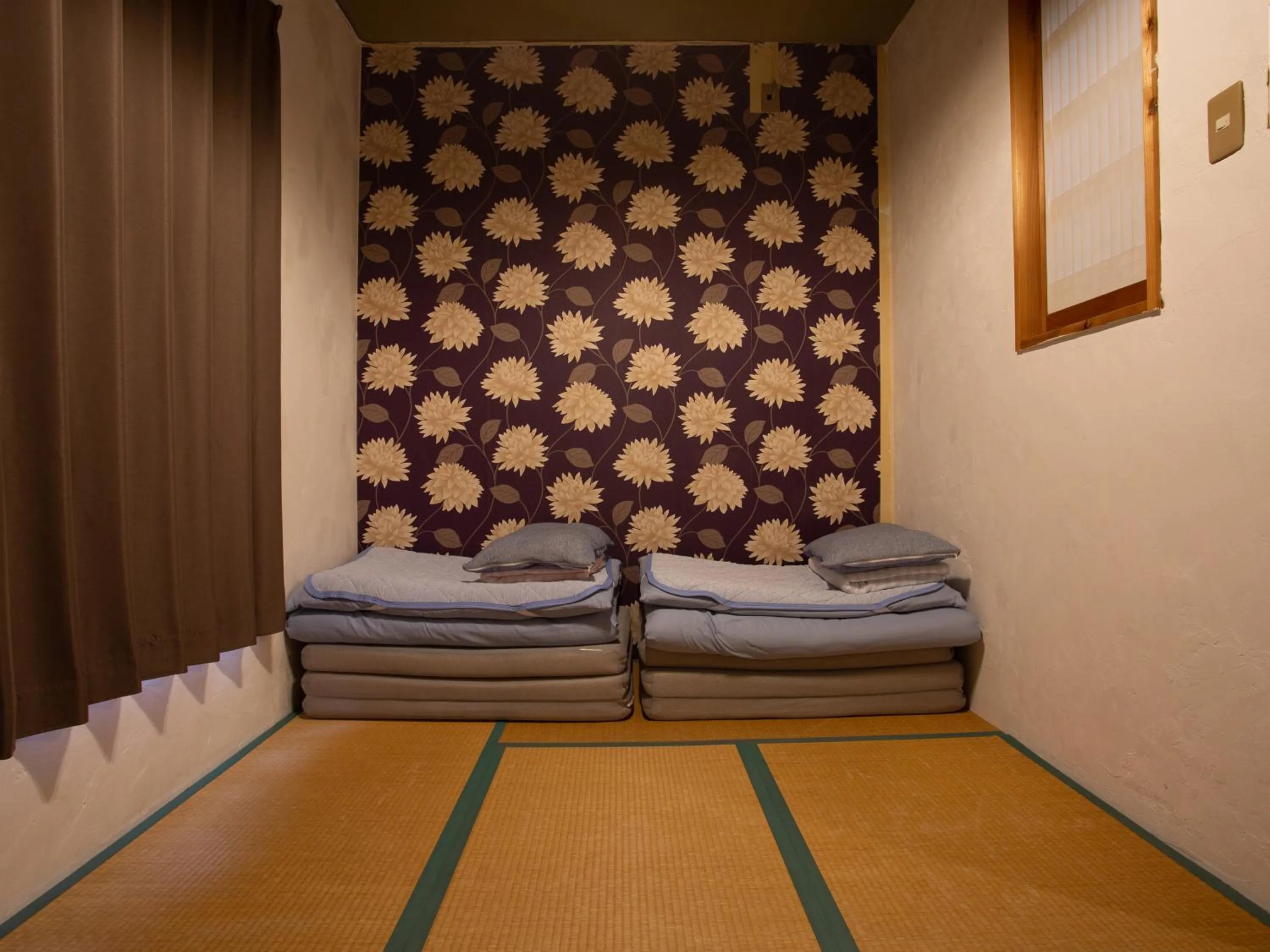 Himeji 588 Guest House