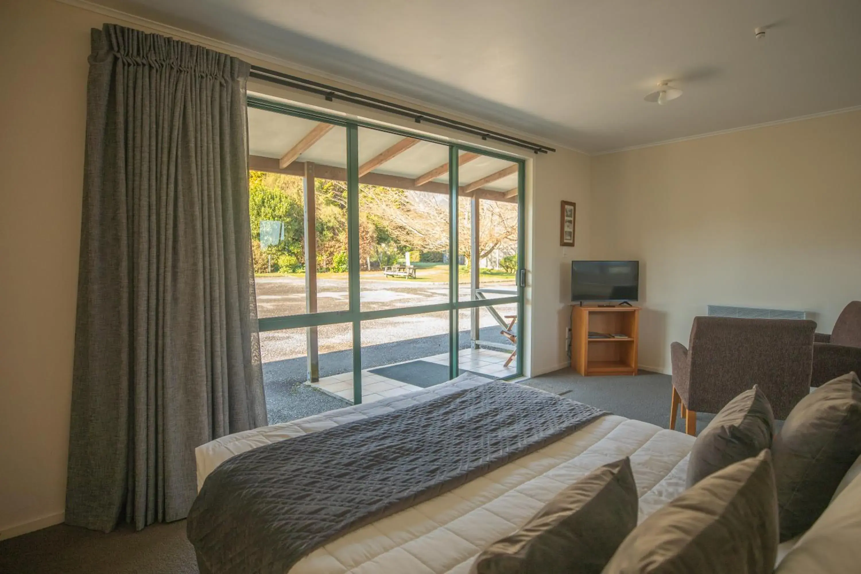 Bed in Rainforest Motel Bed in Rainforest Motel