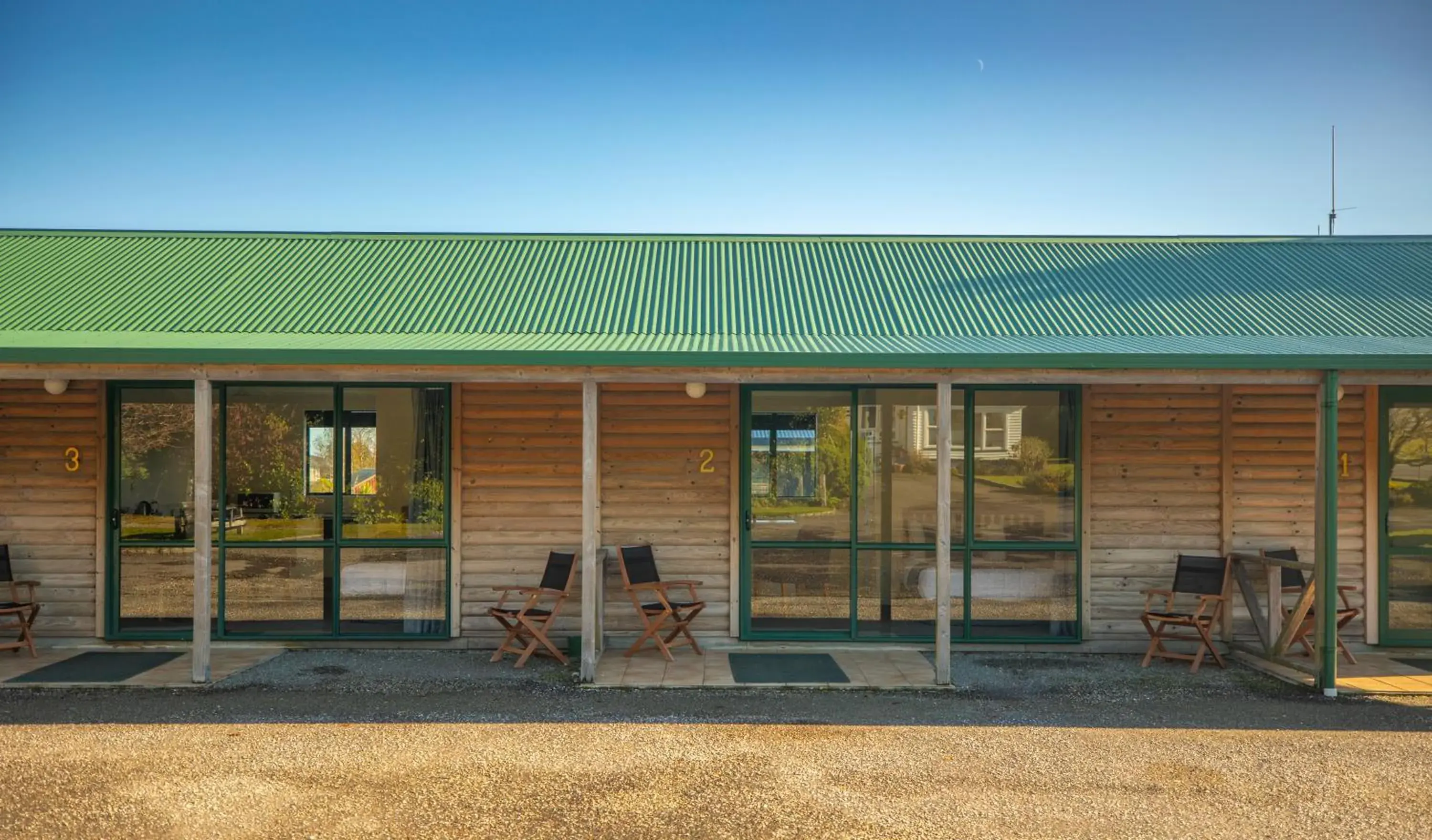 Property building in Rainforest Motel Property building in Rainforest Motel