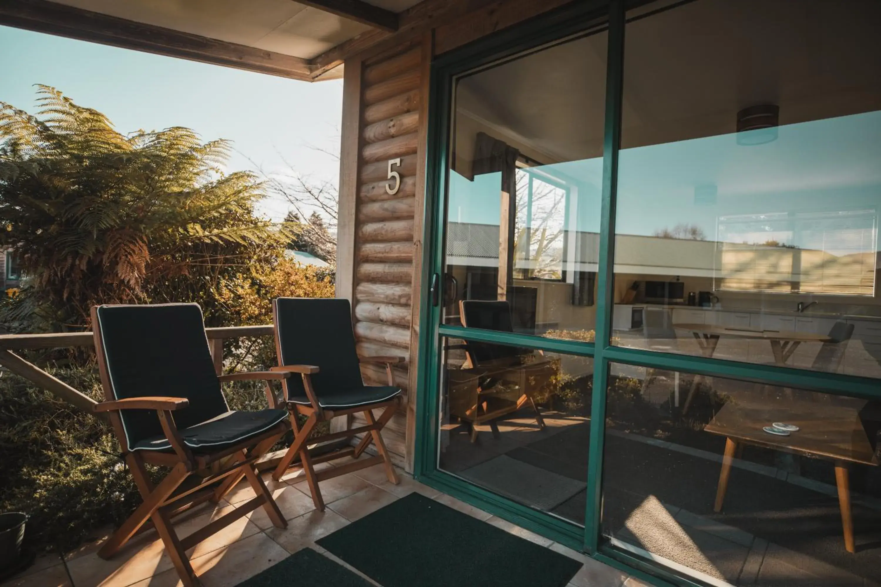 Property building in Rainforest Motel Property building in Rainforest Motel