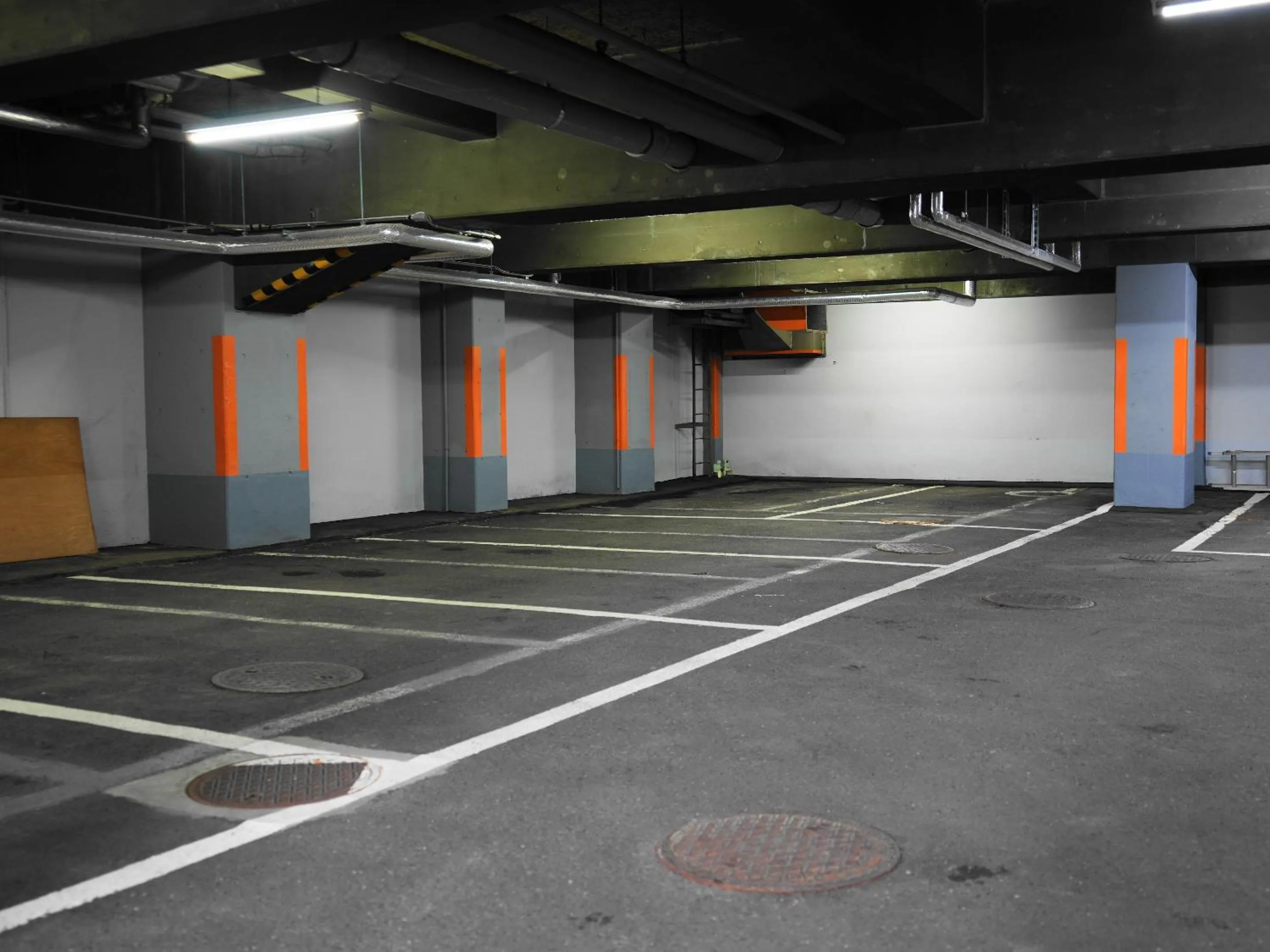 Parking in Asahikawa Sun Hotel