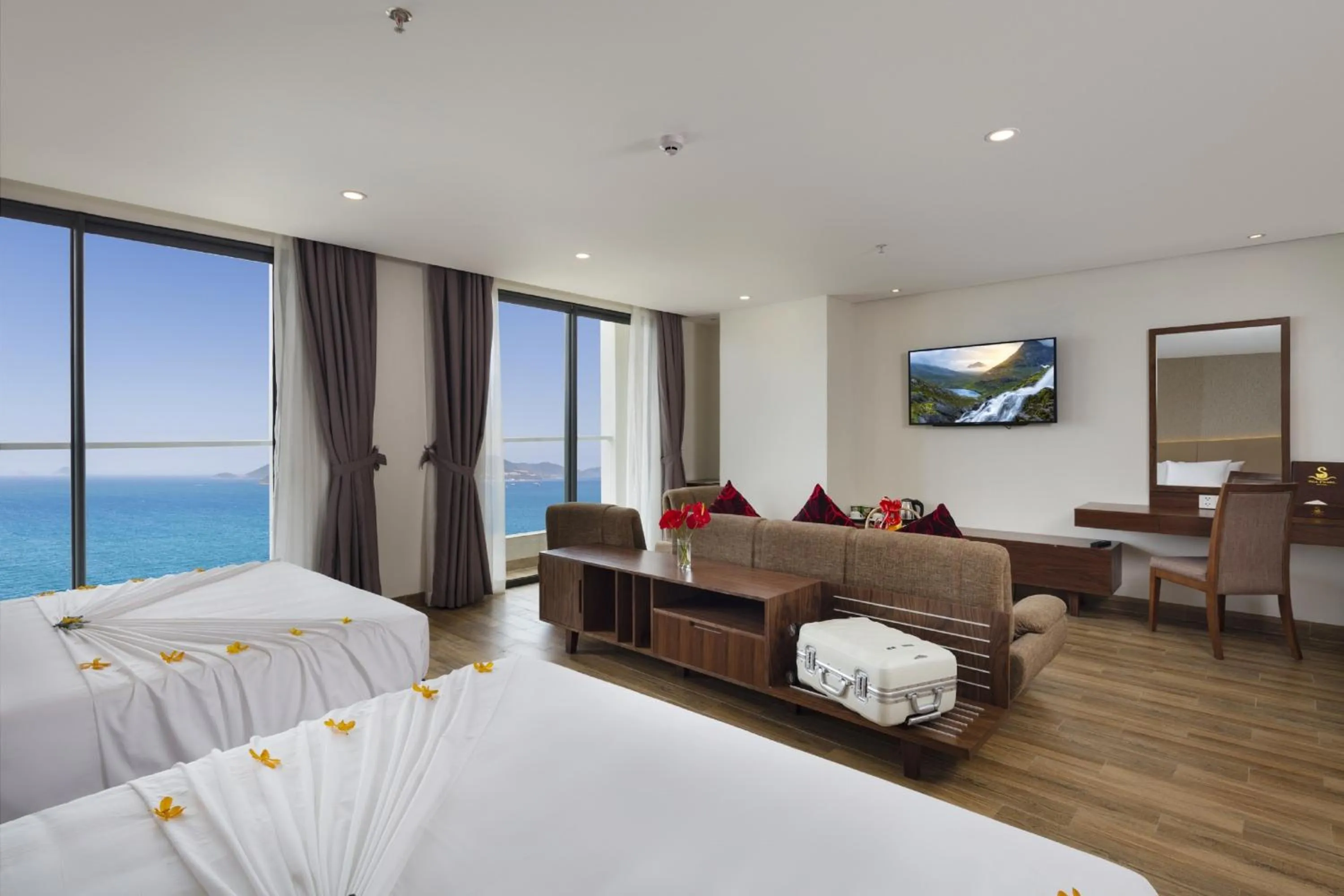TV and multimedia, Bed in Sea Pearl Hotel