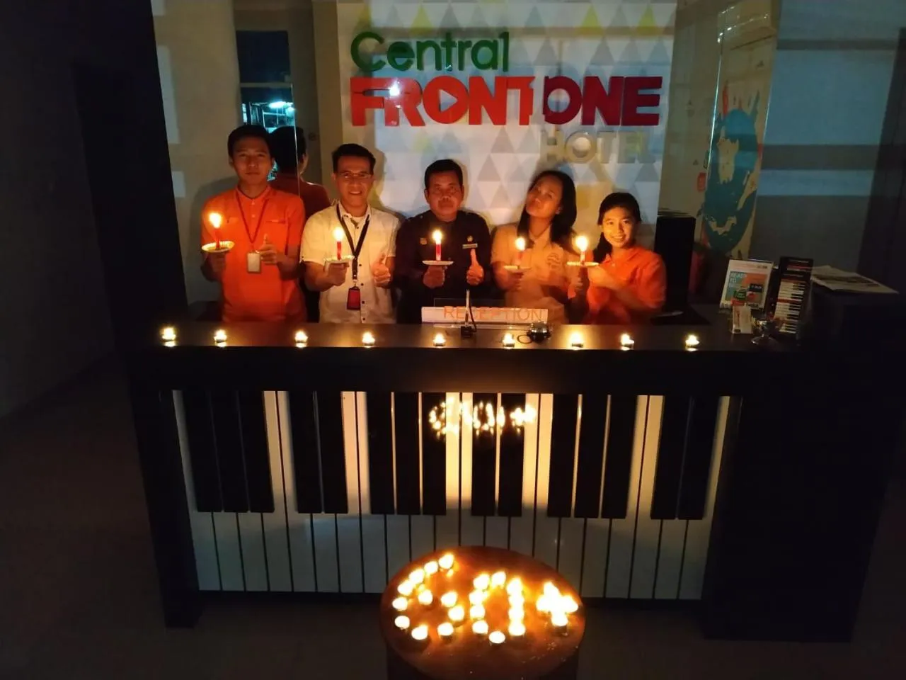 Lobby or reception in Central Front One Inn Jakarta Airport
