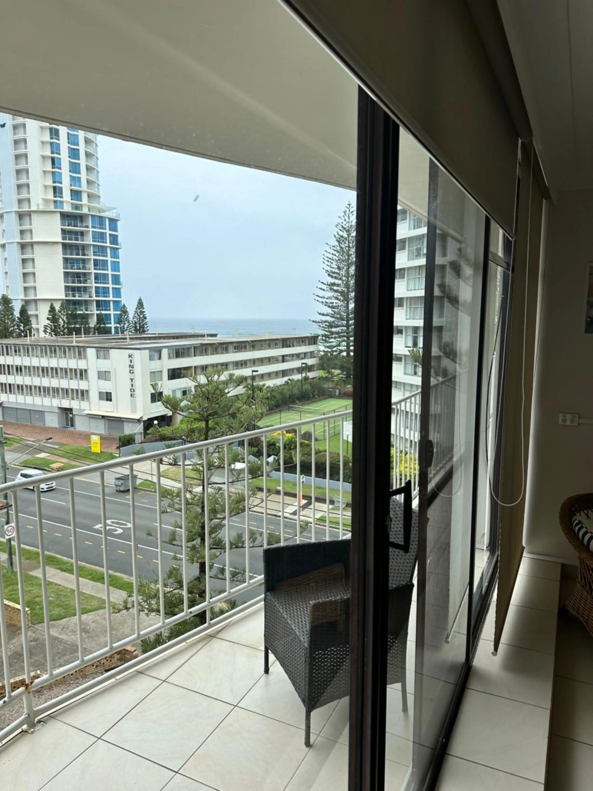 Property building in Queensleigh Holiday Apartments