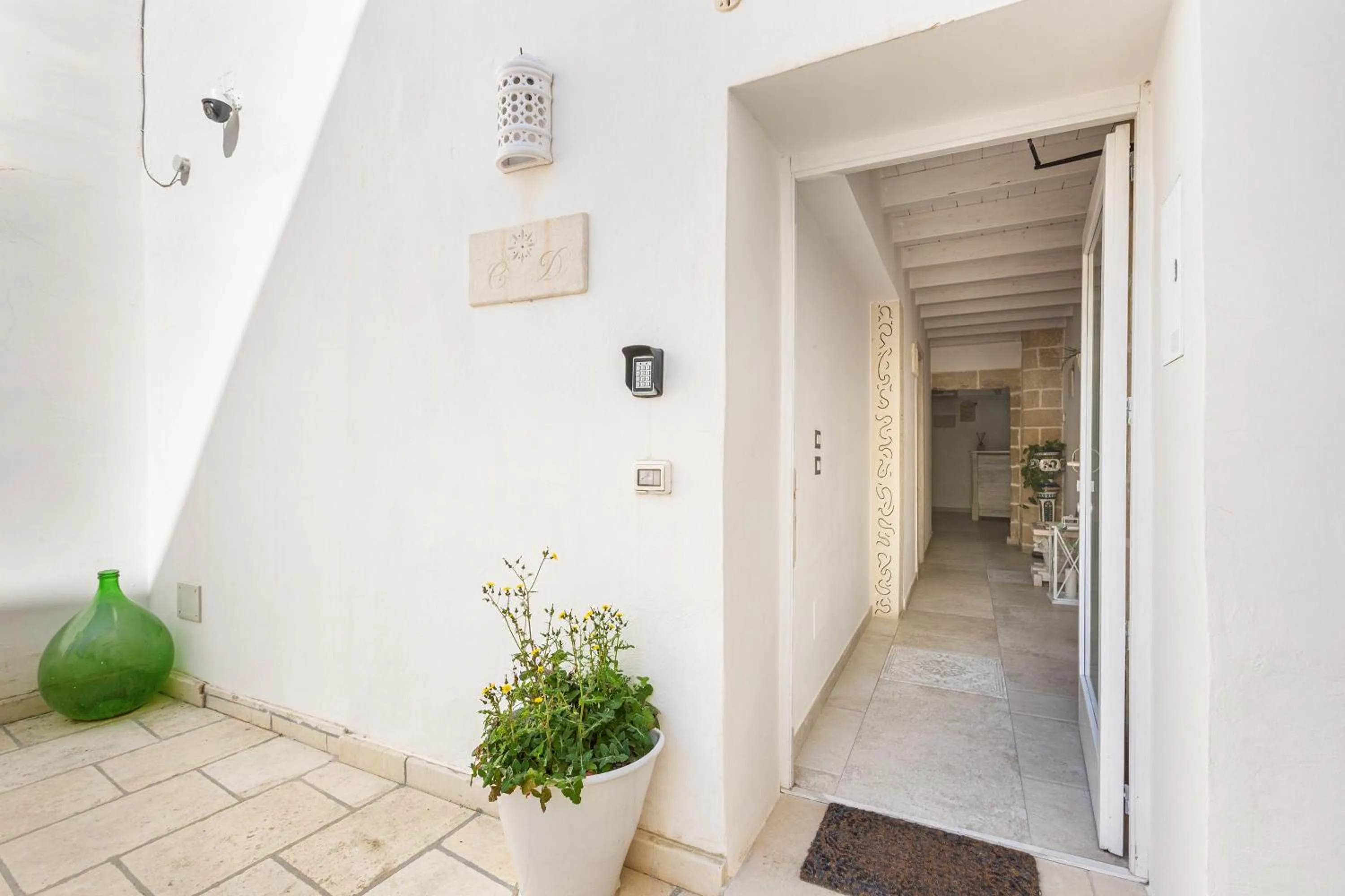 Property building in Clara Domus