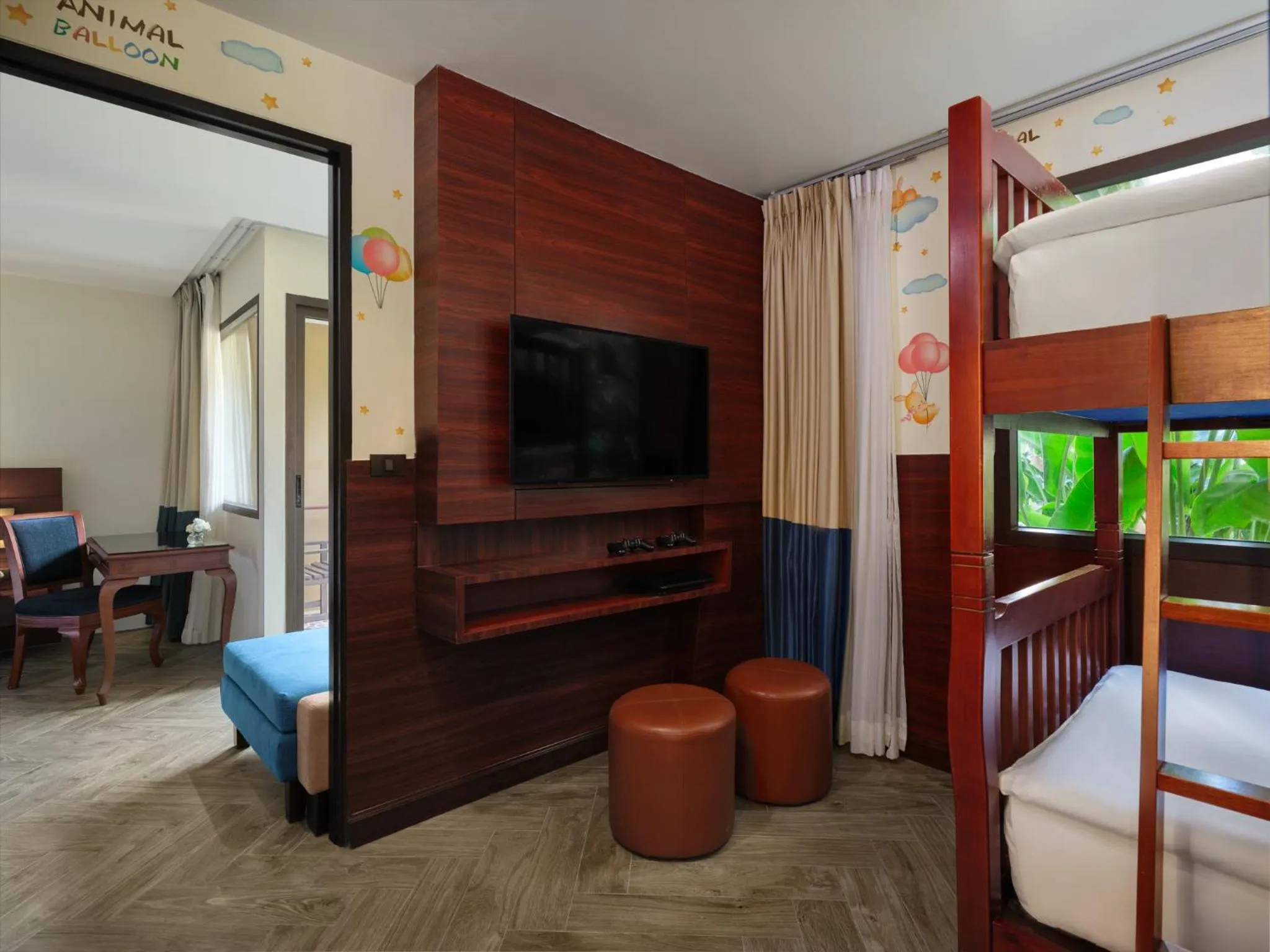 Communal lounge/ TV room, Bed in Novotel Phuket Vintage Park Resort