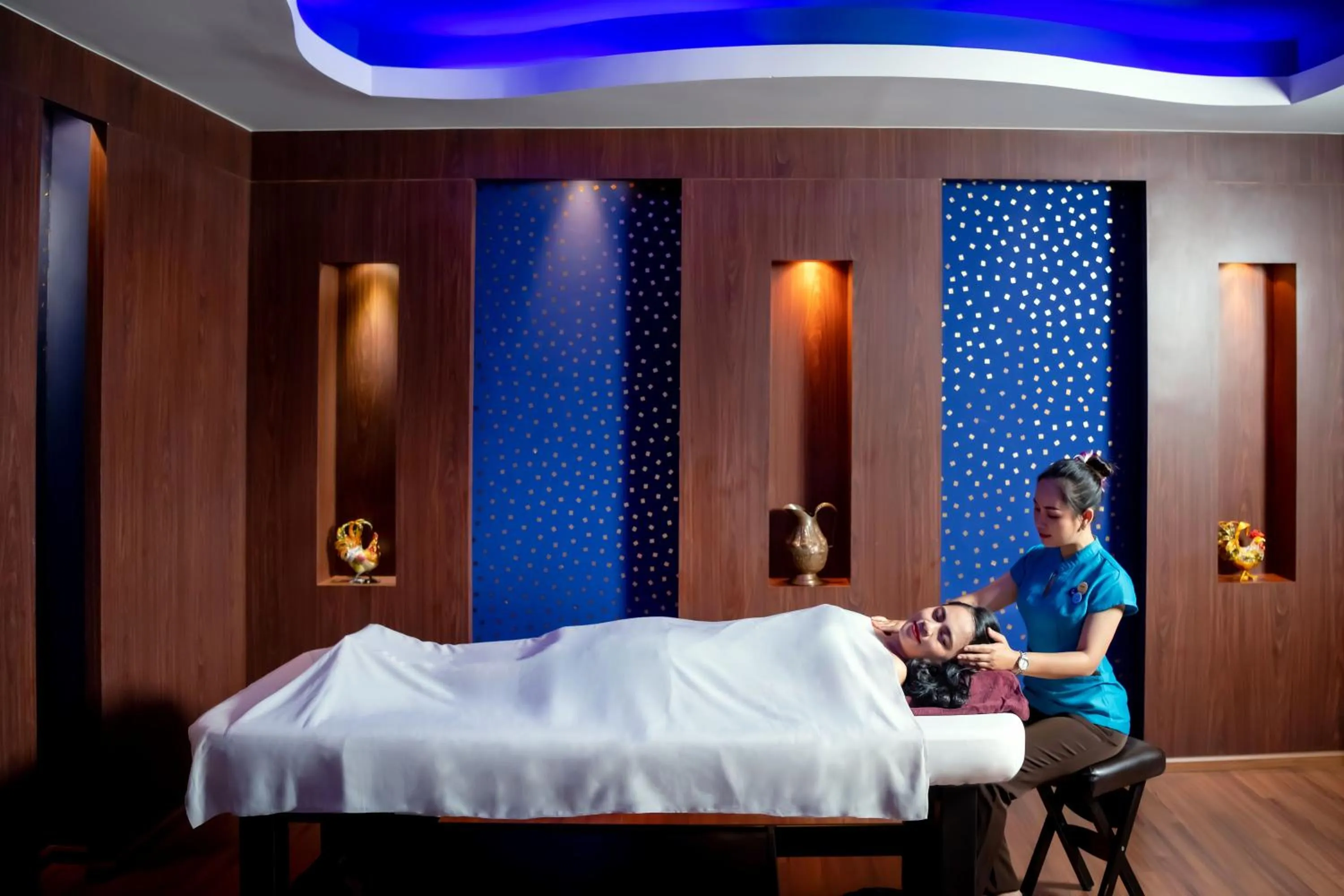 Massage in Novotel Phuket Vintage Park Resort