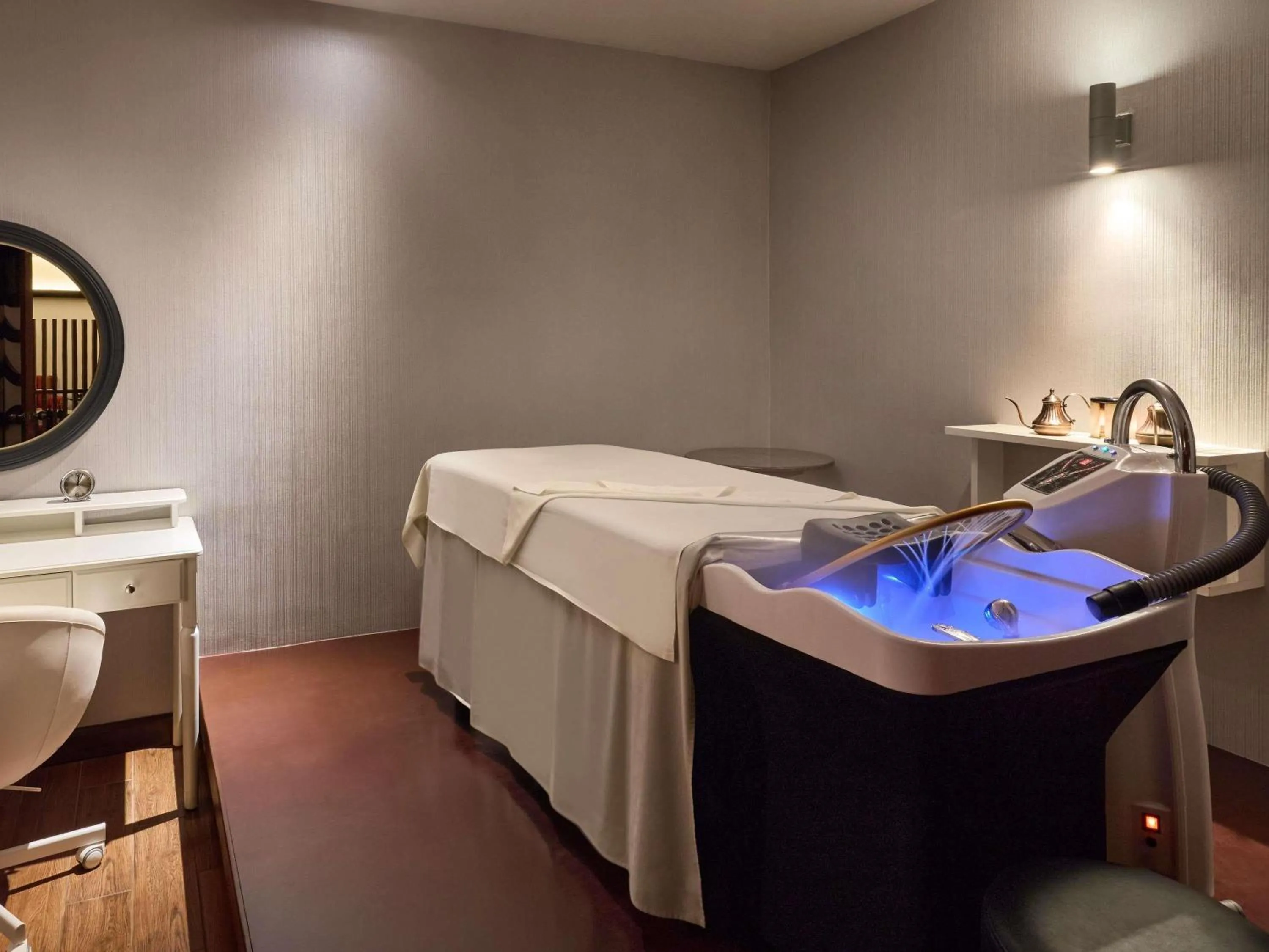 Spa and wellness centre/facilities, Bed in Novotel Phuket Vintage Park Resort