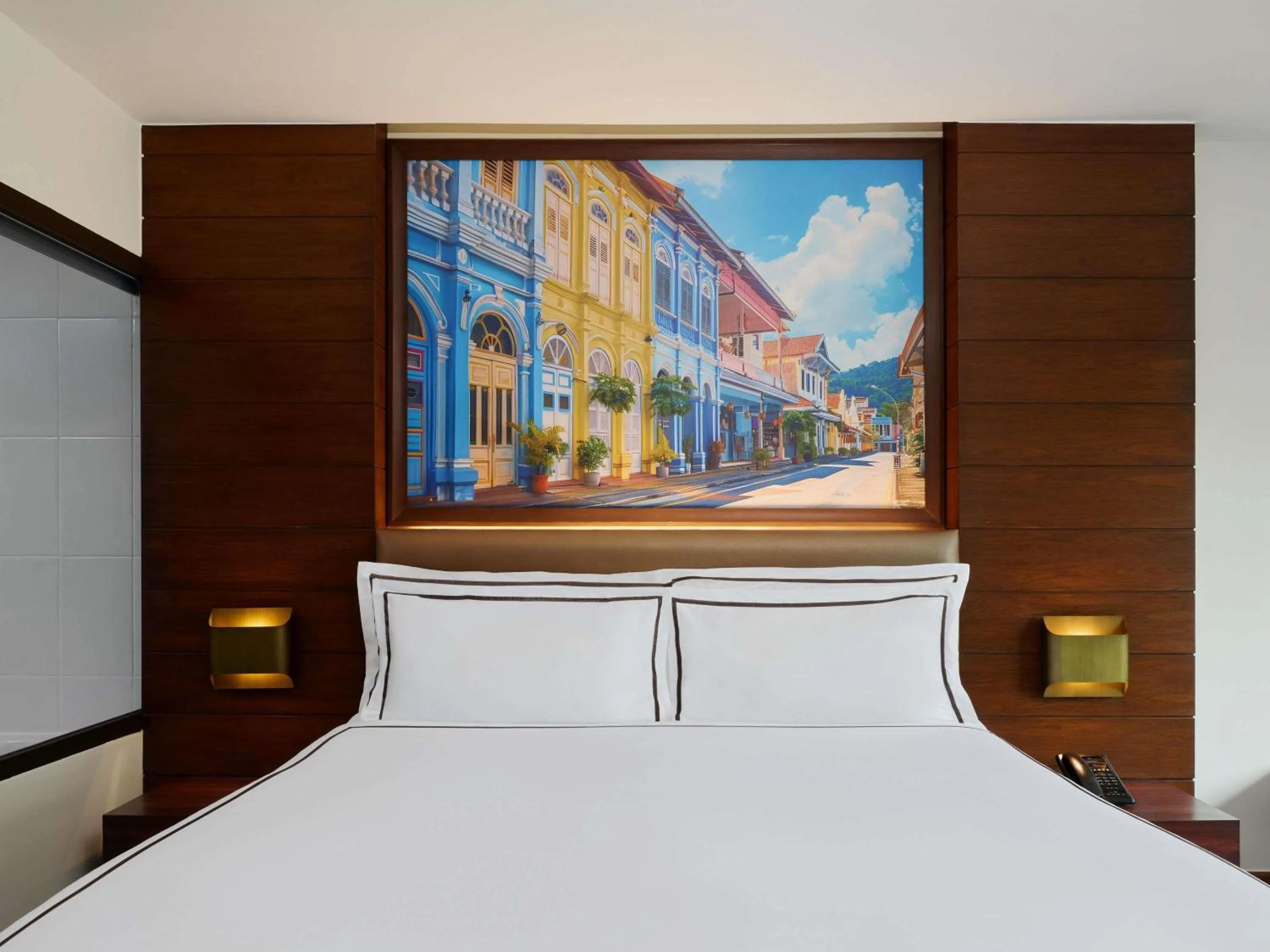 Bedroom, Bed in Novotel Phuket Vintage Park Resort