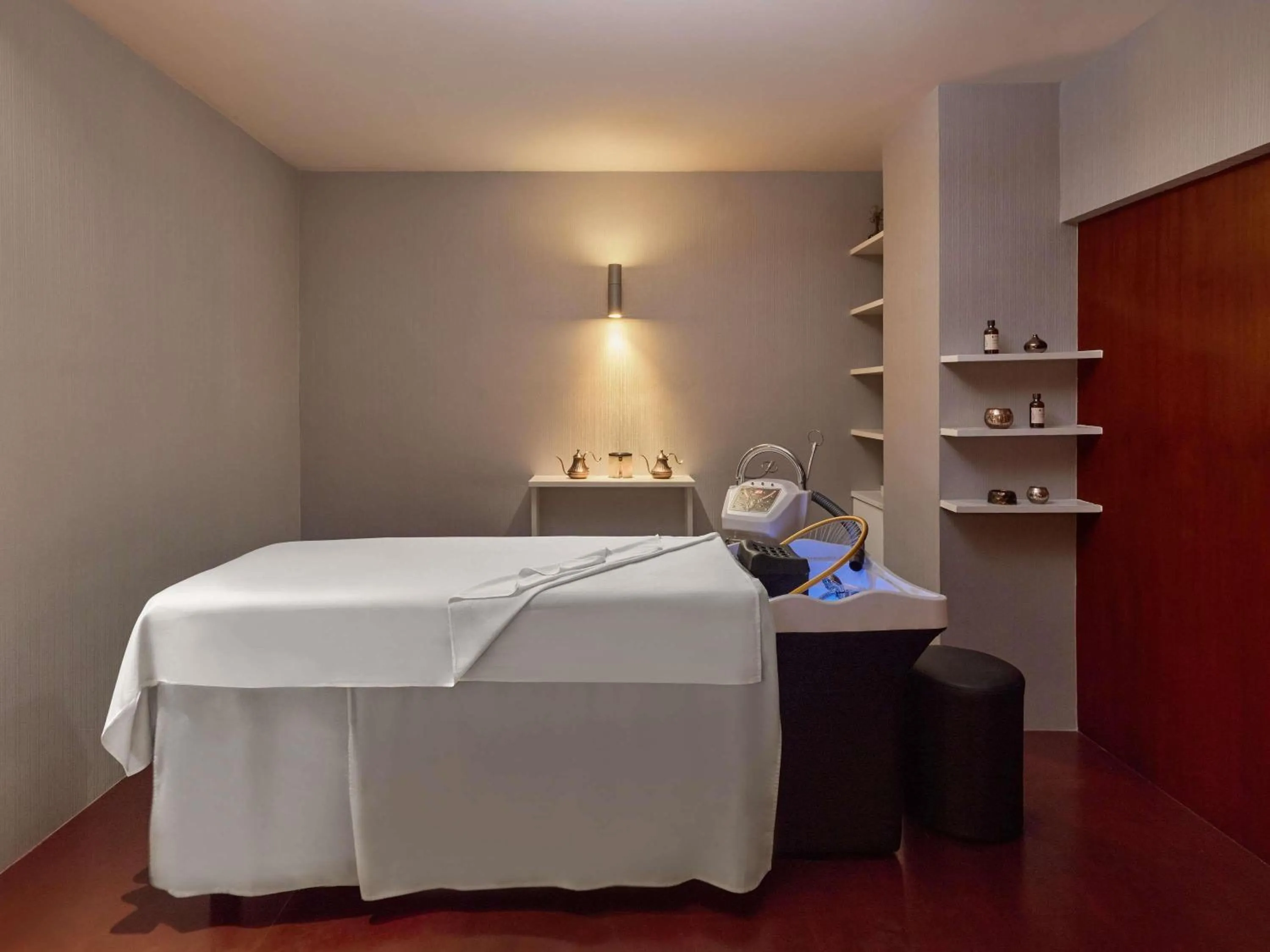 Spa and wellness centre/facilities, Bed in Novotel Phuket Vintage Park Resort