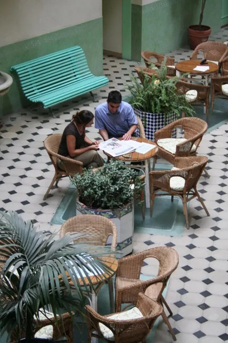 Restaurant/places to eat in Hotel Peninsular Restaurant/places to eat in Hotel Peninsular