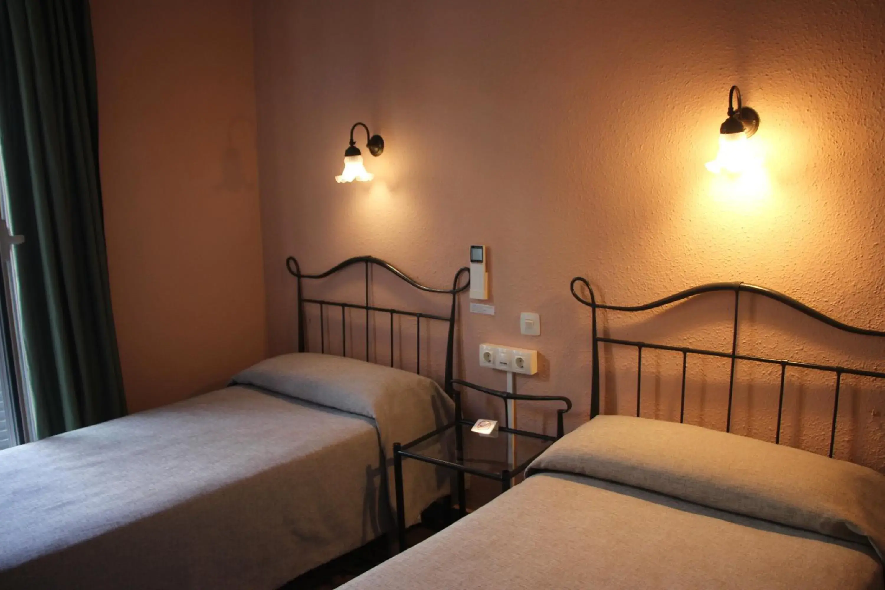 Bed in Hotel Peninsular Bed in Hotel Peninsular