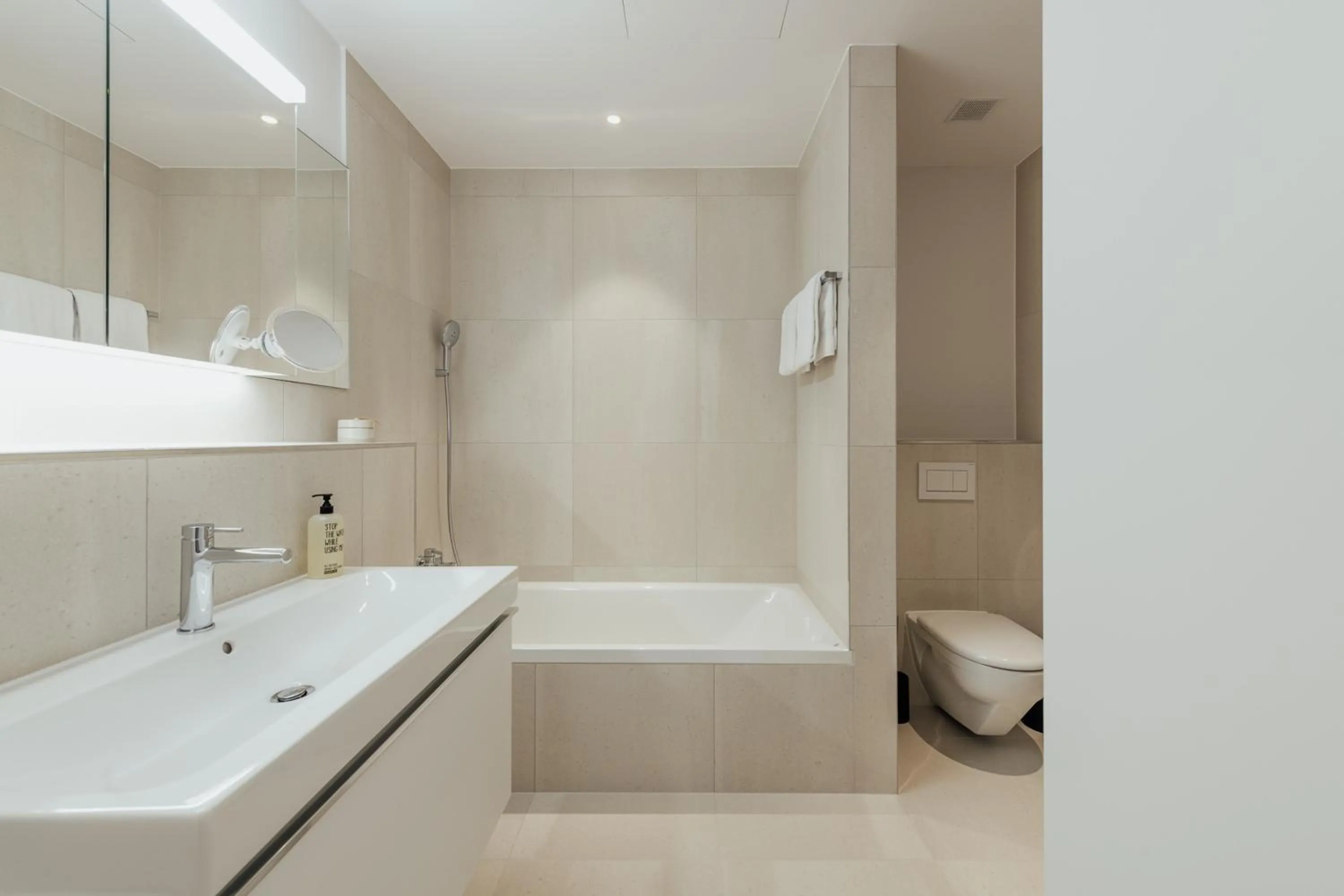 Bathroom in Gubelhof Suites