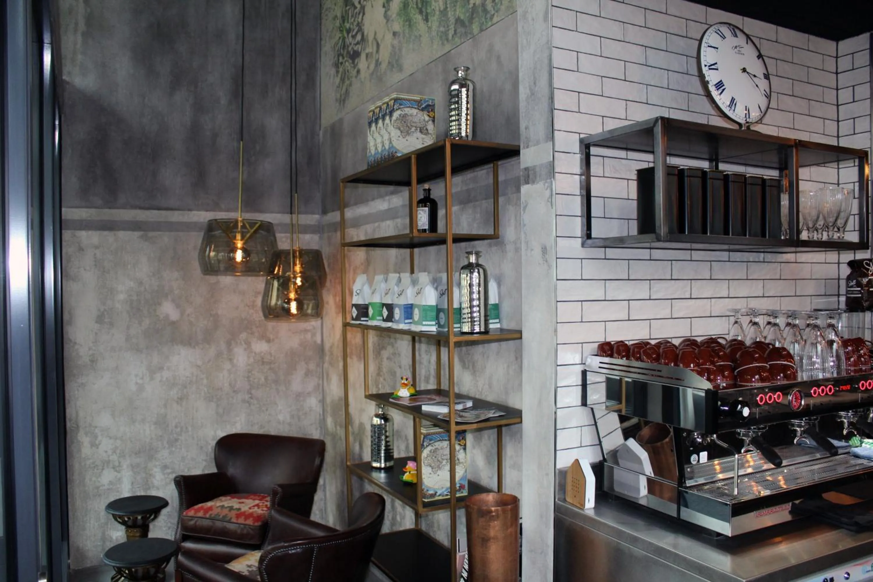 Restaurant/places to eat in Gubelhof Suites