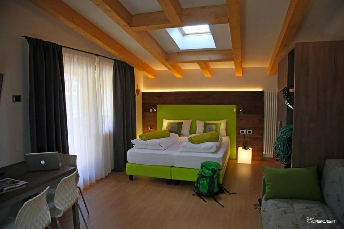 View (from property/room), Bed in Sport Hotel Stella Alpina