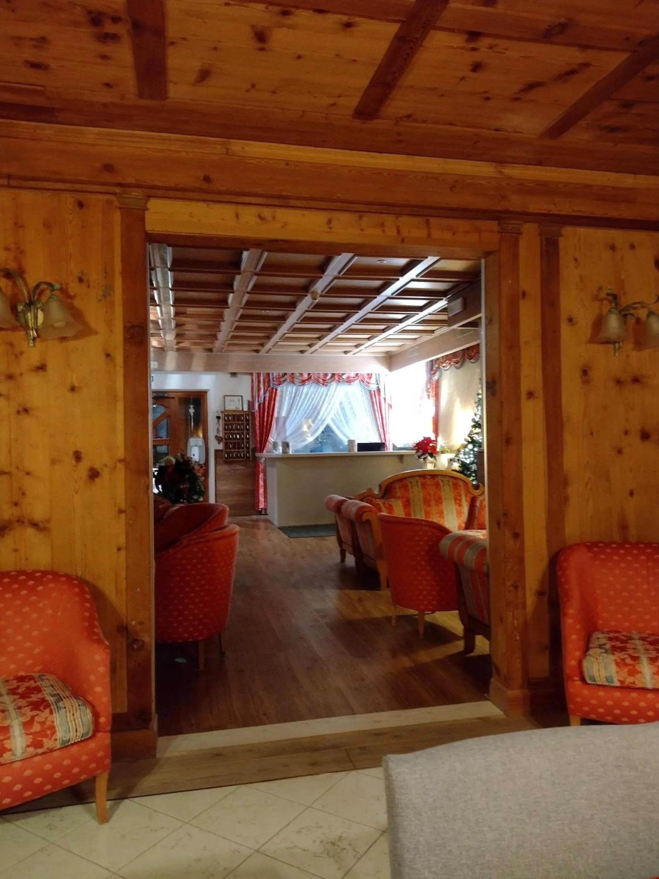 Lobby or reception in Sport Hotel Stella Alpina