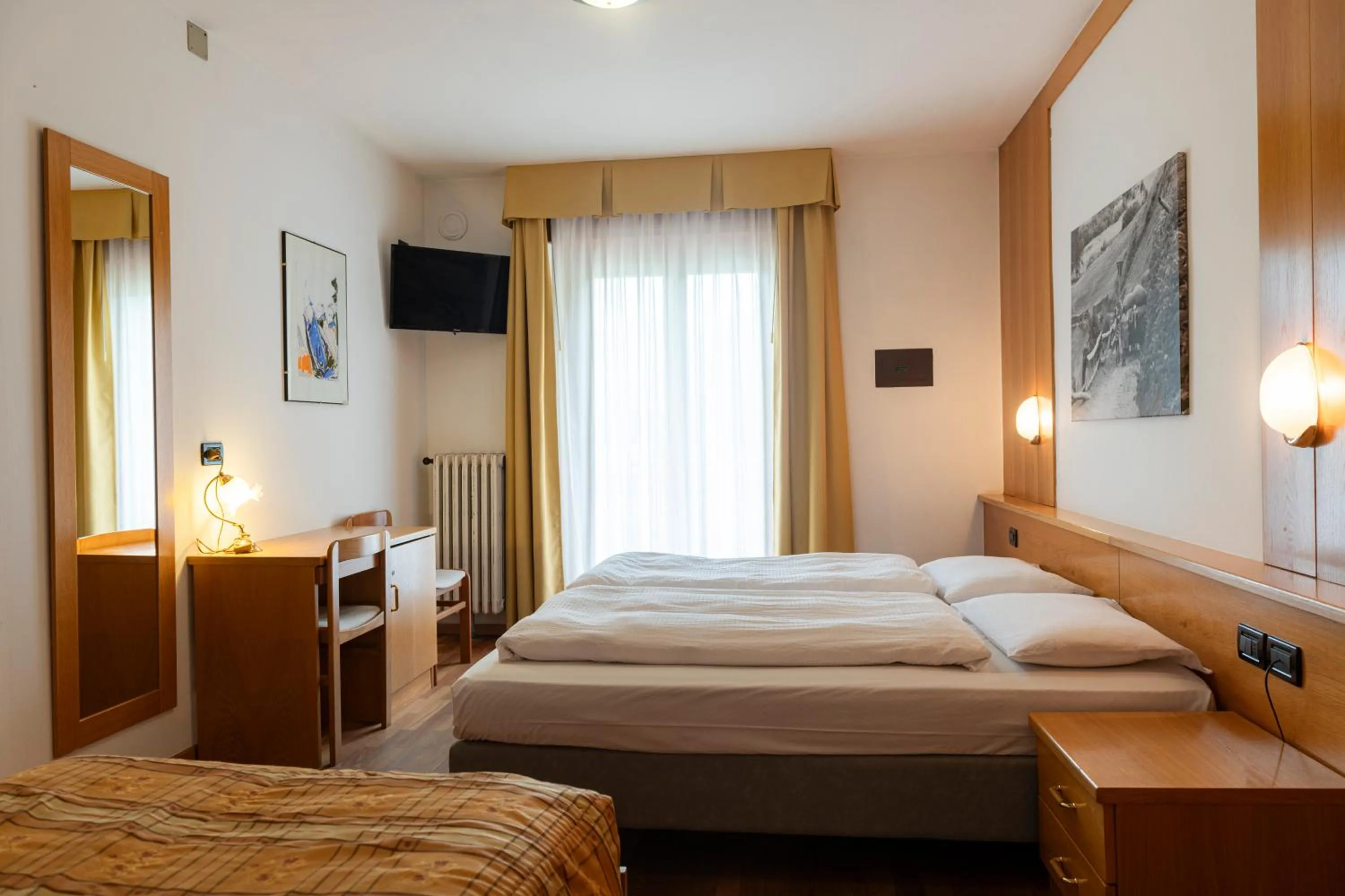 Bedroom, Bed in Sport Hotel Stella Alpina