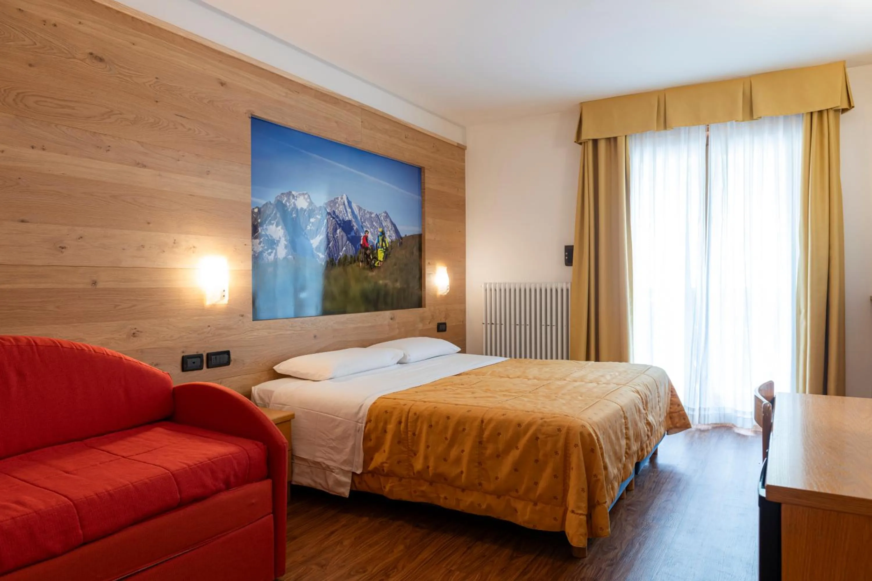Bedroom, Bed in Sport Hotel Stella Alpina