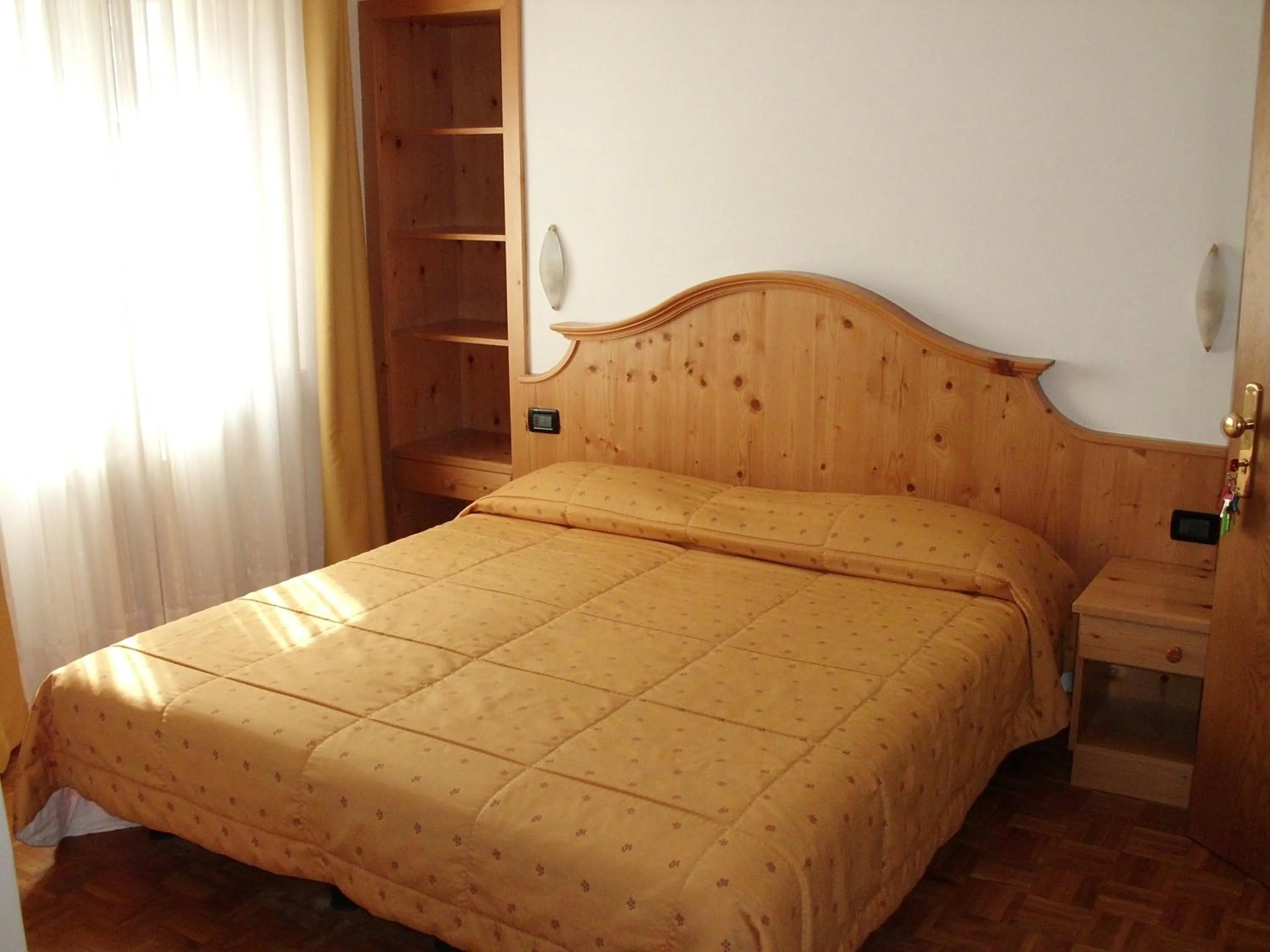 Bedroom, Bed in Sport Hotel Stella Alpina