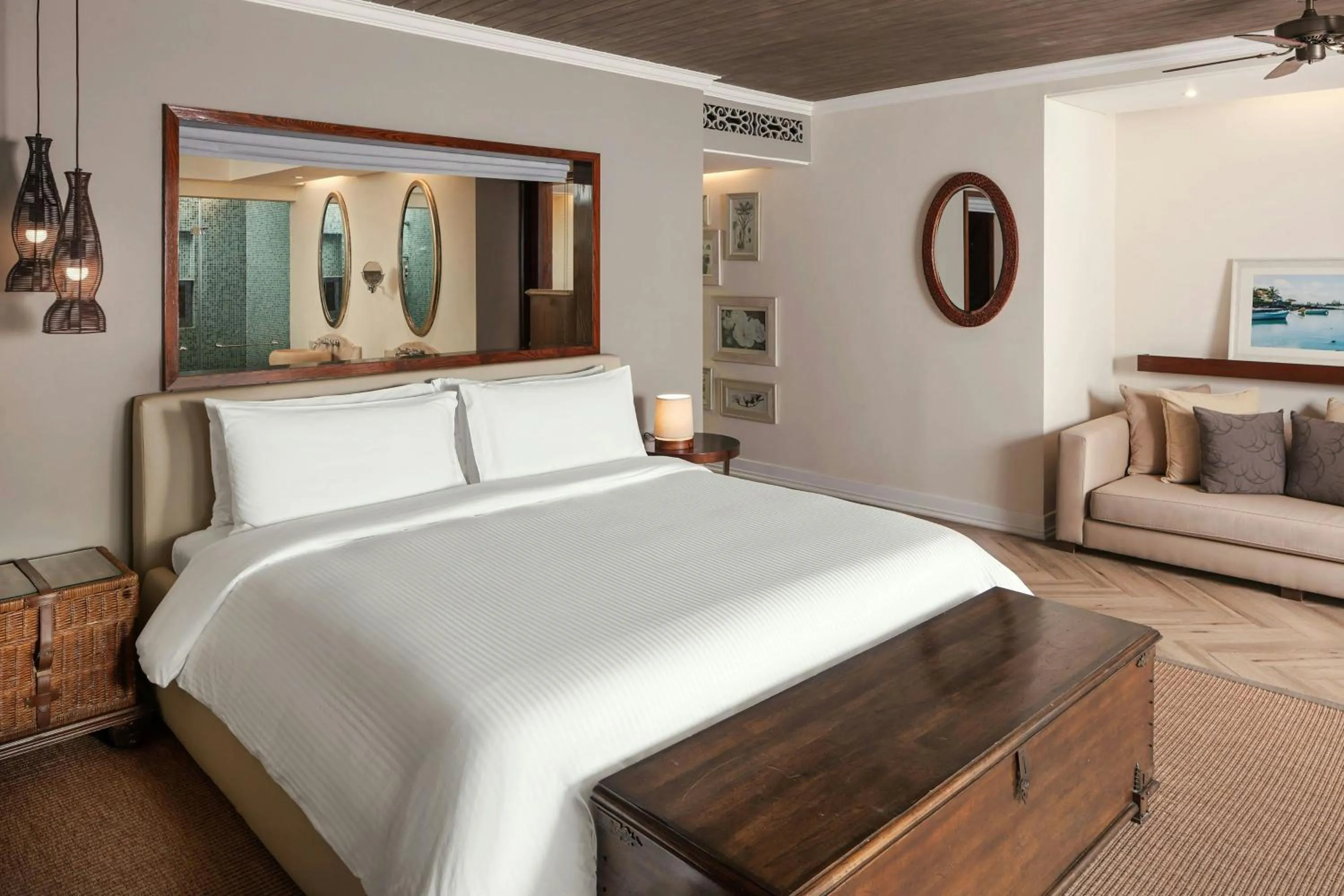 Photo of the whole room, Bed in The St. Regis Le Morne Resort, Mauritius
