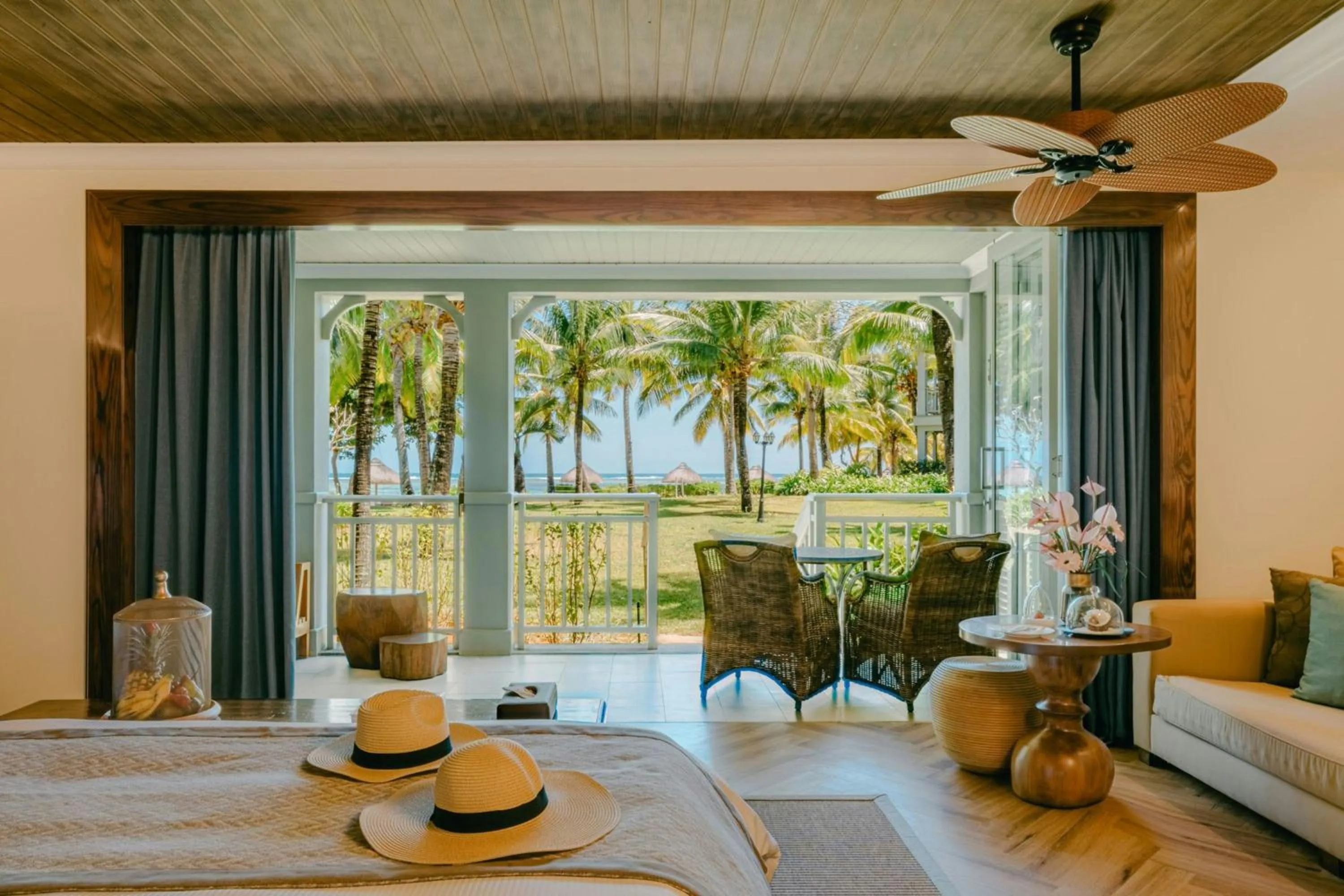 Photo of the whole room, Bed in JW Marriott Mauritius Resort